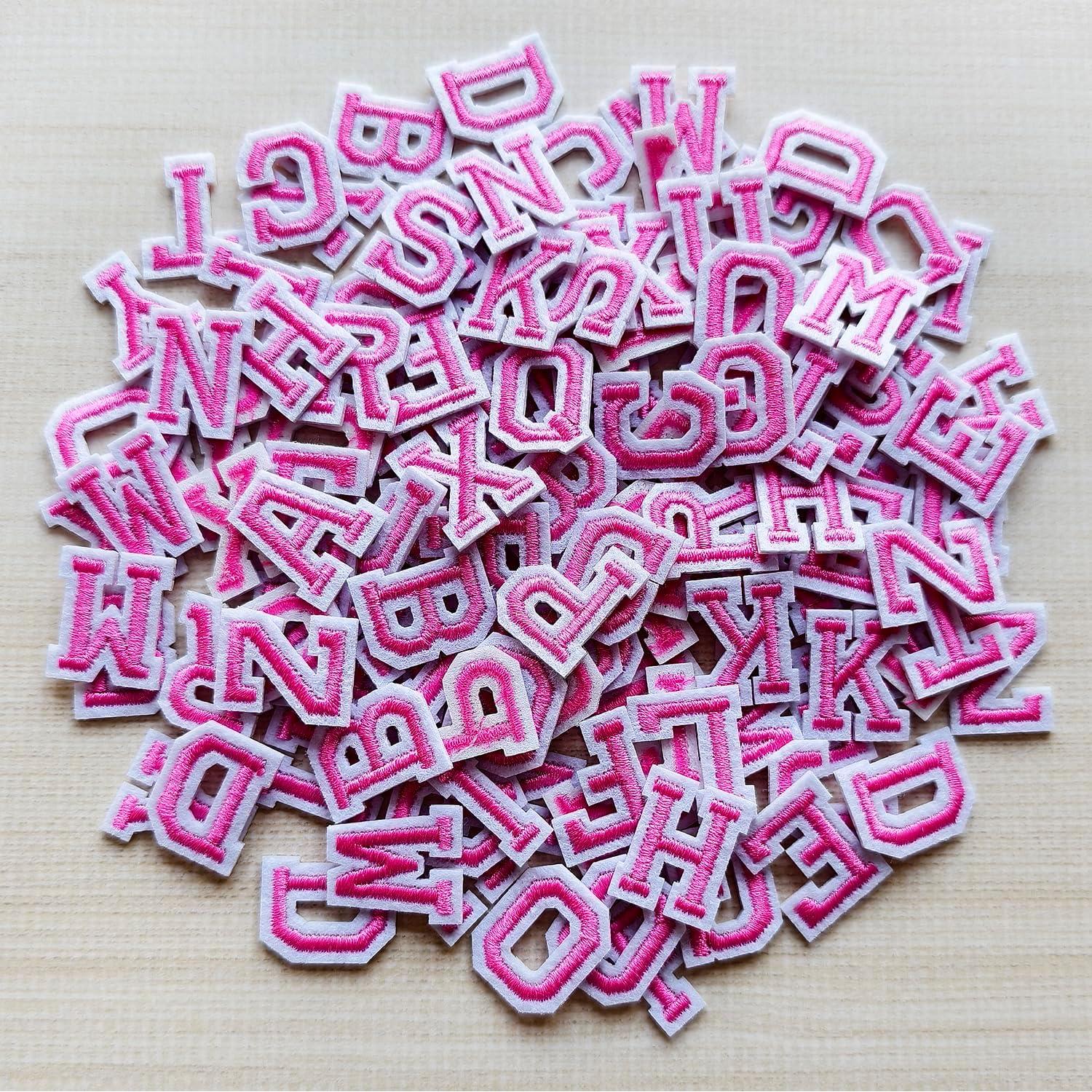 130 Parches Bordados Letras A-Z Rosa 1.8 cm Zlettery