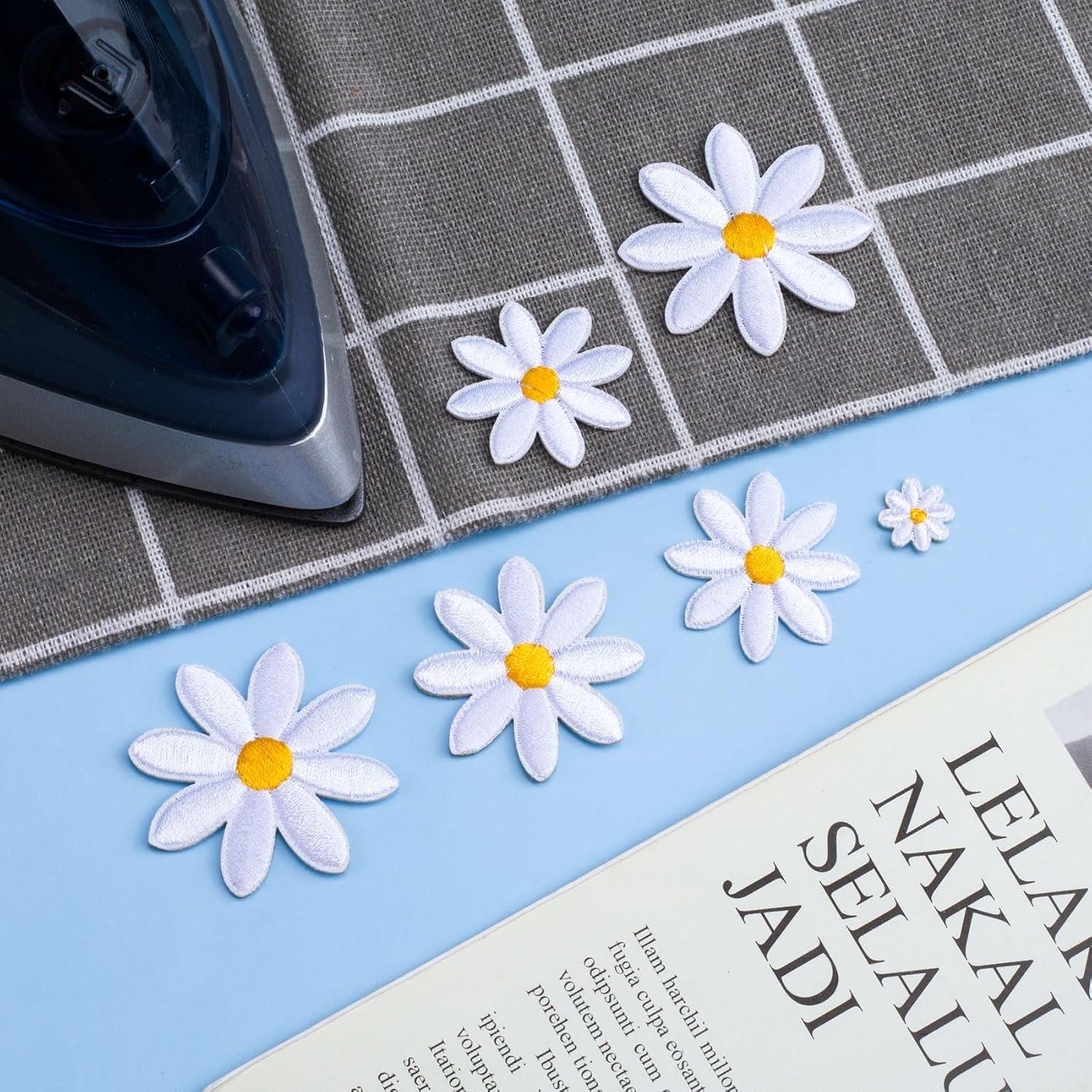 PAGOW 16 Piezas Parche de Hierro Floral Margarita Blanca