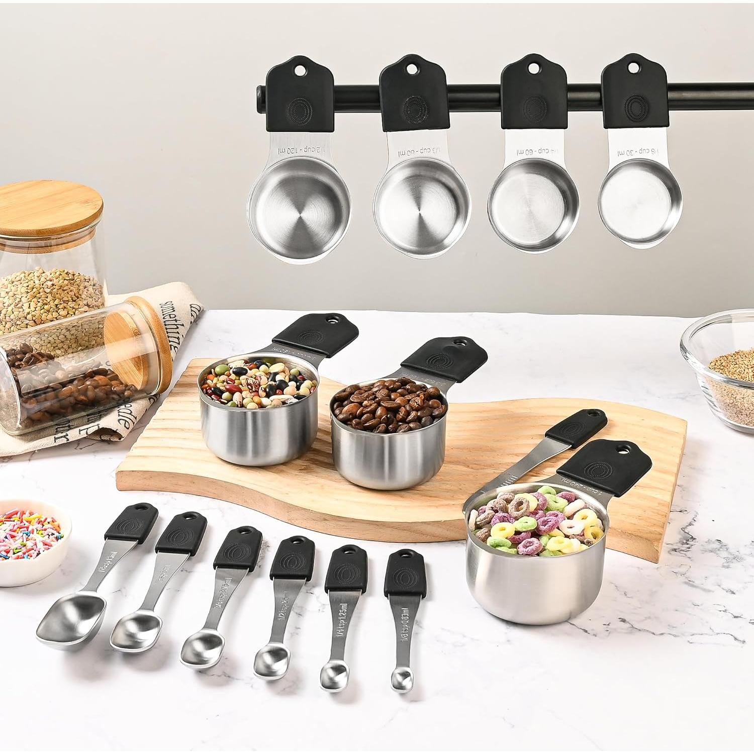 Juego de Tazas y Cucharas Medidoras Magnéticas Smithcraft 15