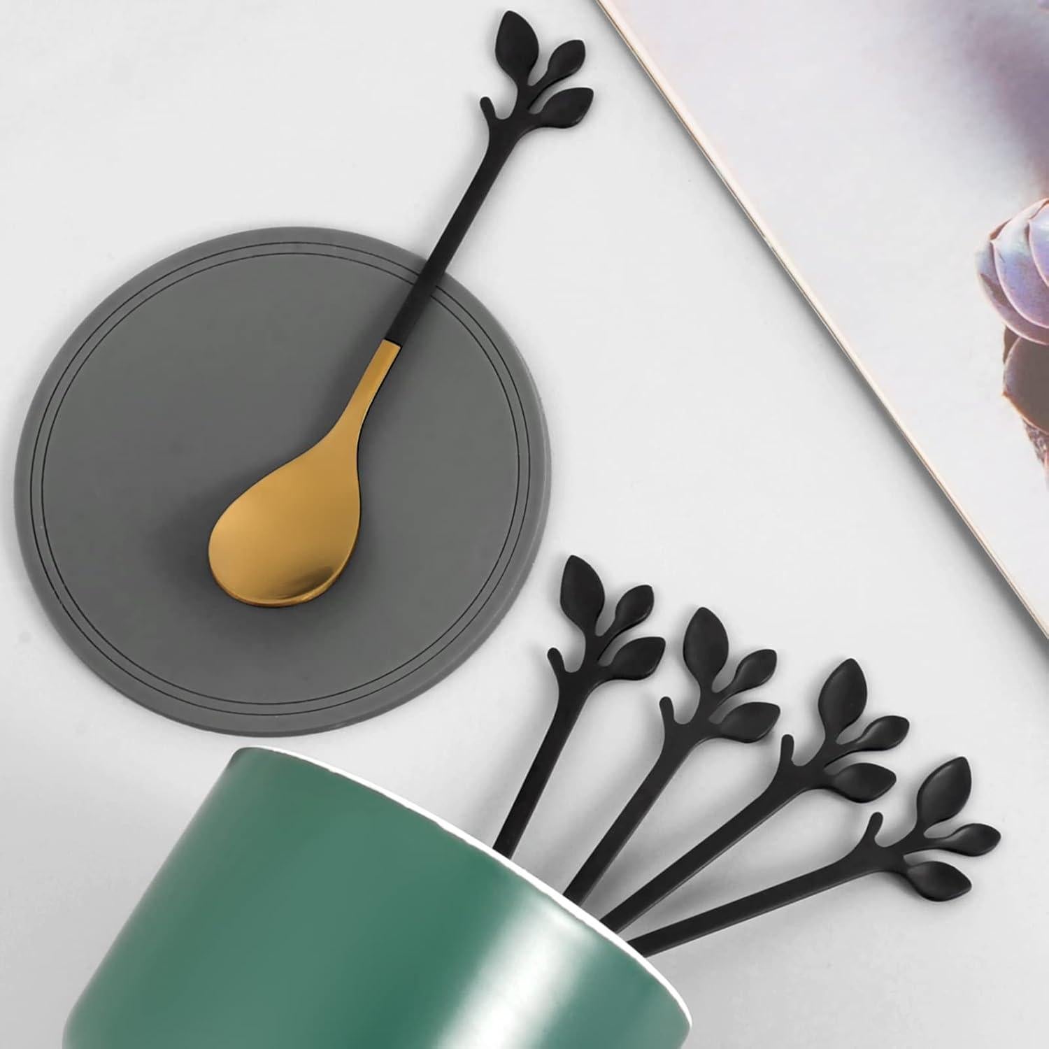 Juego de 8 Cucharas de Espresso AnSaw Negro y Dorado 11.9 cm