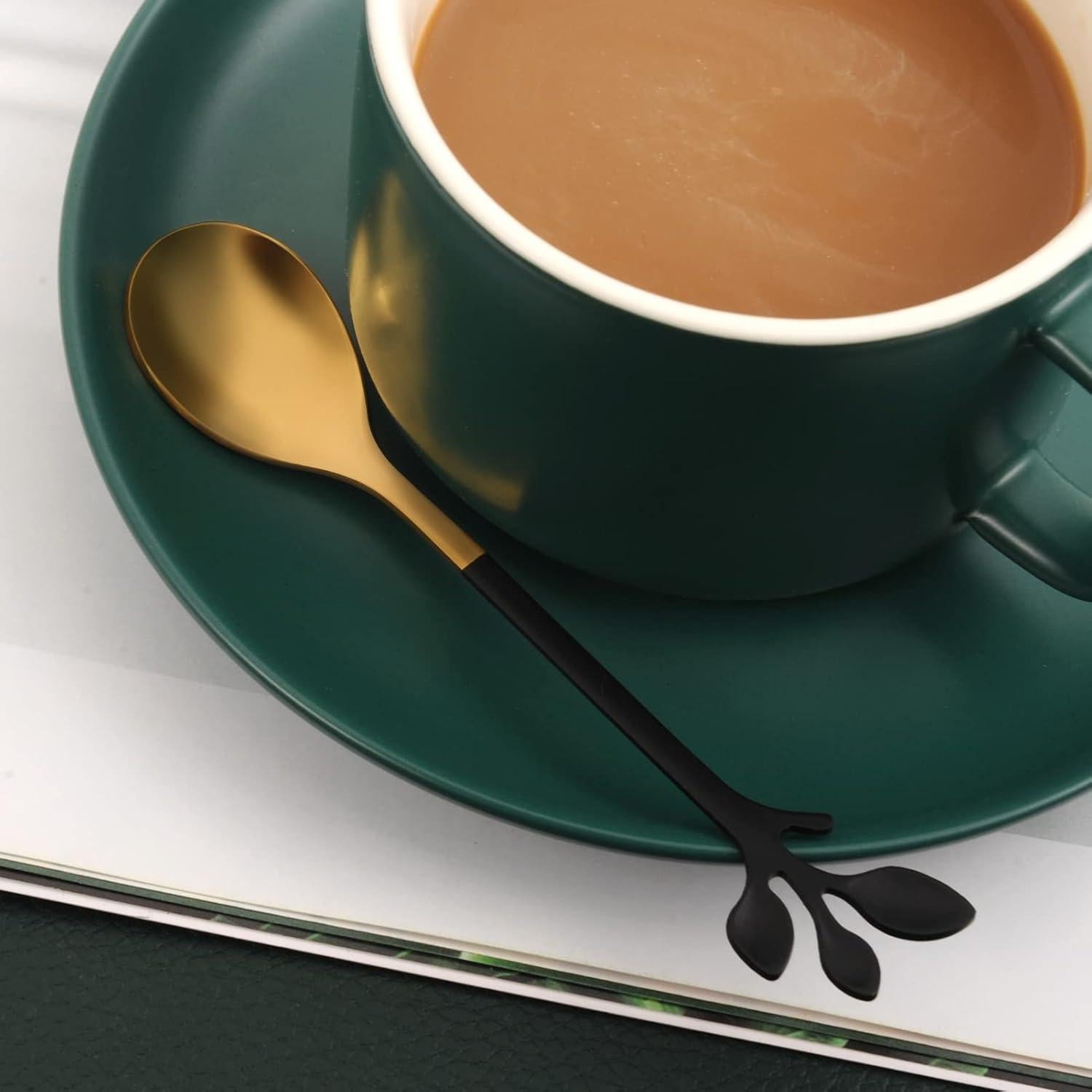 Juego de 8 Cucharas de Espresso AnSaw Negro y Dorado 11.9 cm