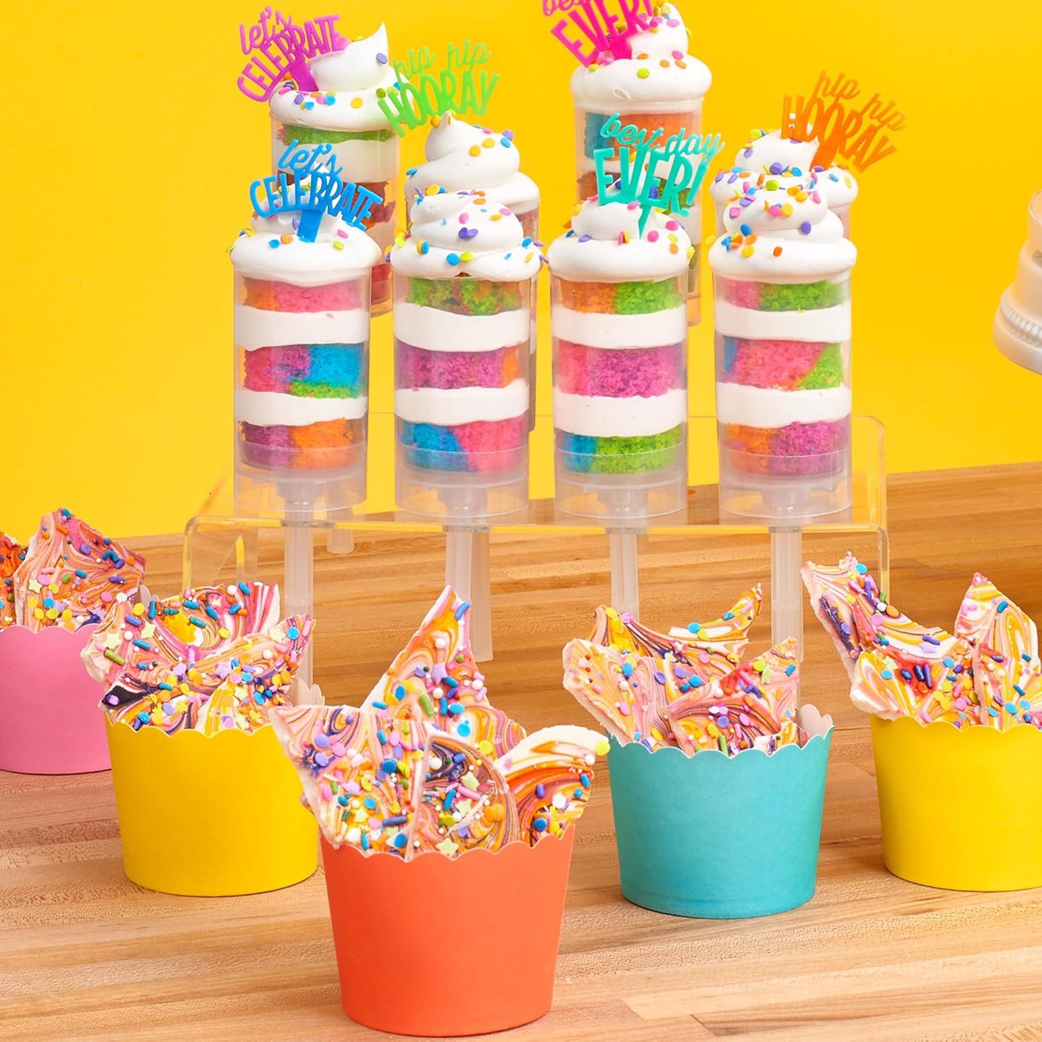 Copas de Hornear DecoPac 50 Unidades Negro Estrellas Doradas