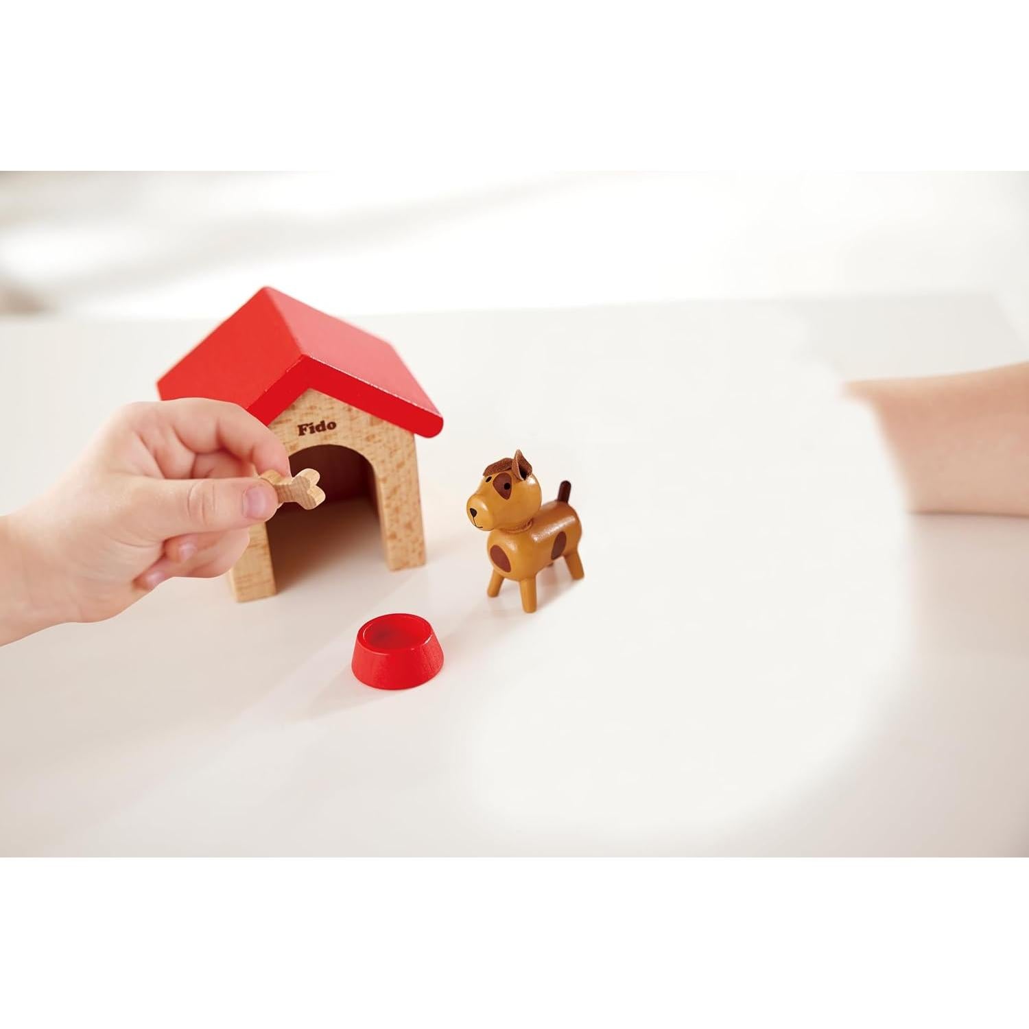 Conjunto de Mascotas de Madera Hape Family Pets 2