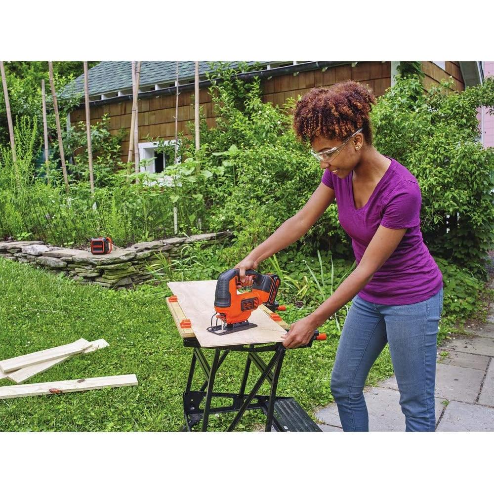 Sierra de calar inalámbrica BLACK+DECKER 20V MAX BDCJS20