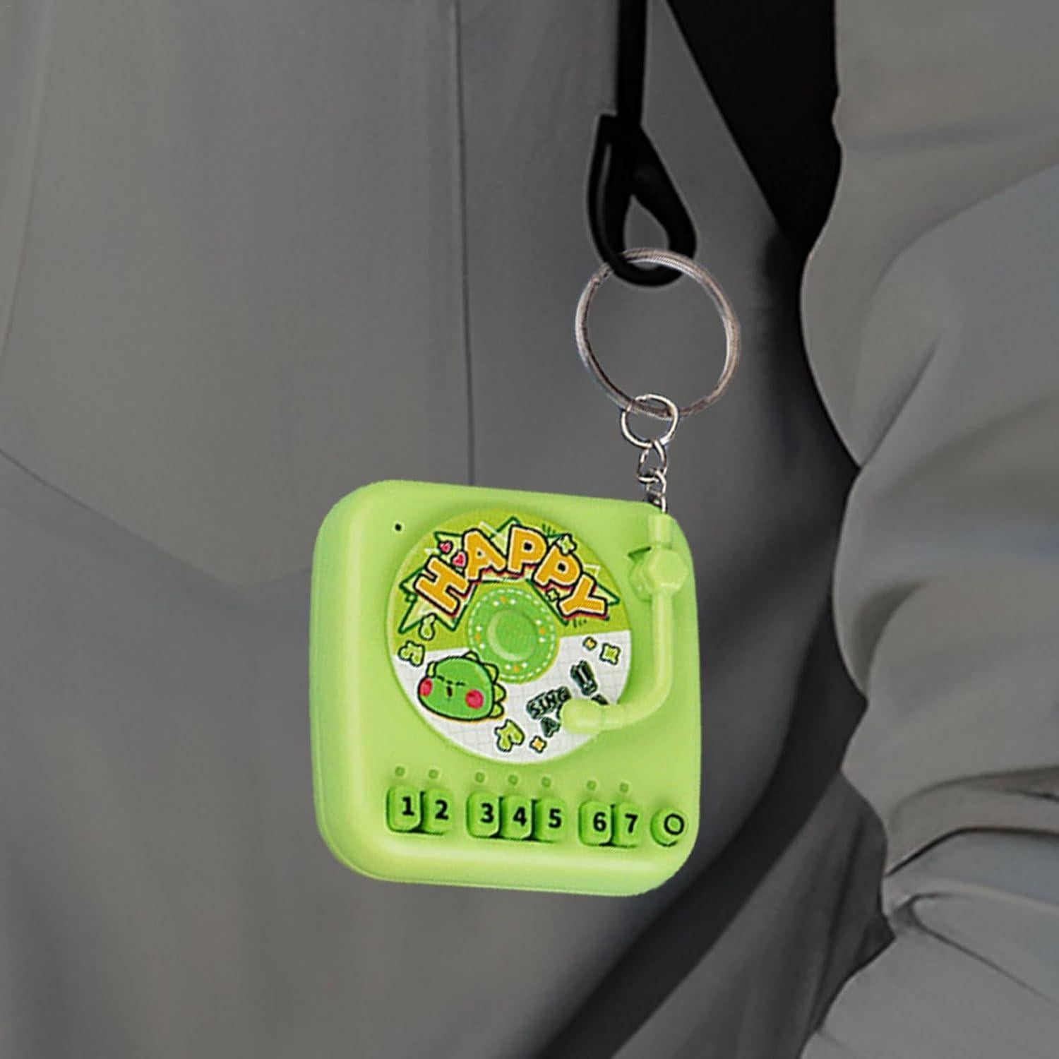 Phonograph Keychain - Gramophone Keychain, Retro Record Player Shape Keyring | Portable Playable Piano Pendant with Sound, Gramophone Keychain Handheld Game for Kids Adults