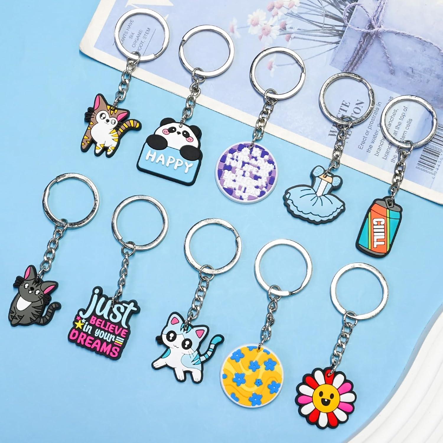 Llavero Bonito Aleatorio 100pcs PVC para Regalos y Premios