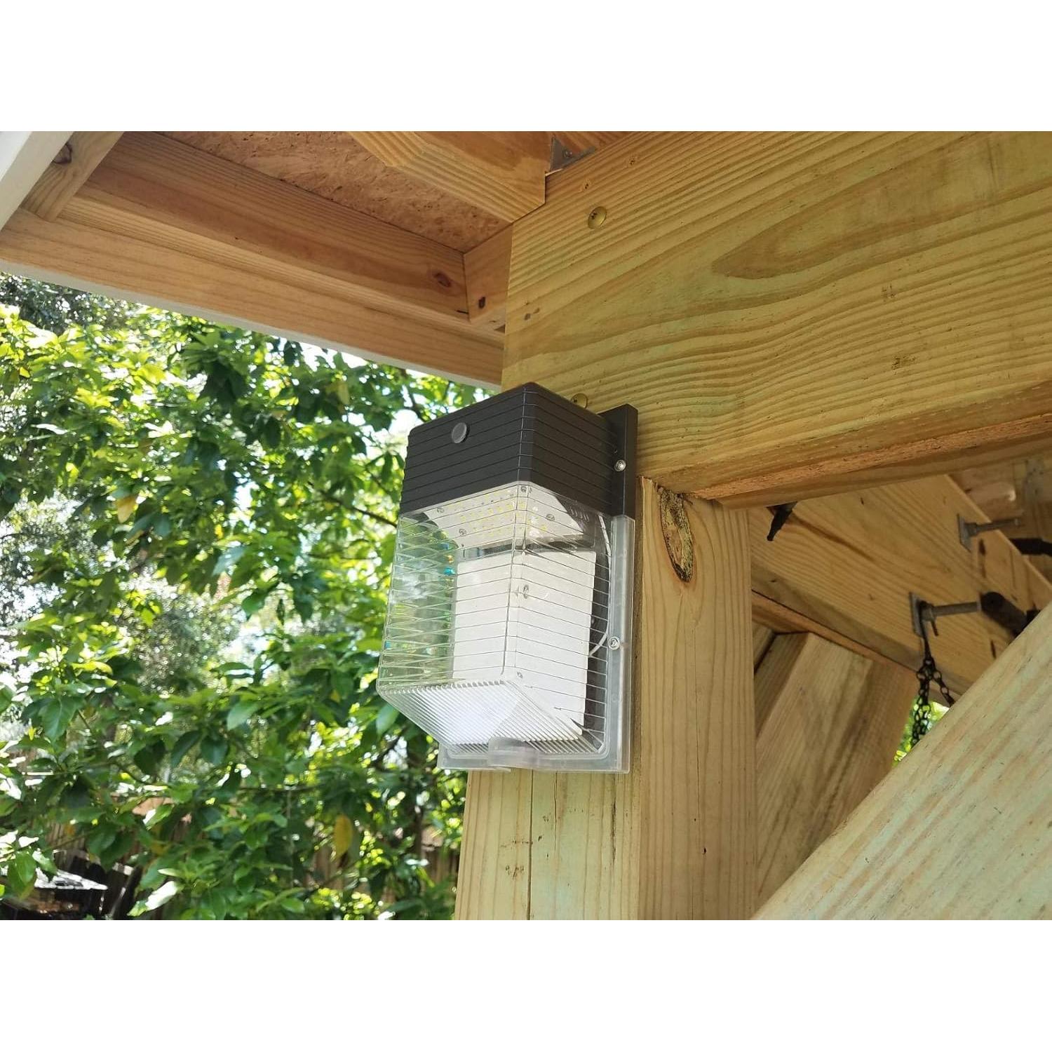 Luz de Pared LED SZGMJIA 30W 4050lm IP65 Crepúsculo a Amanecer