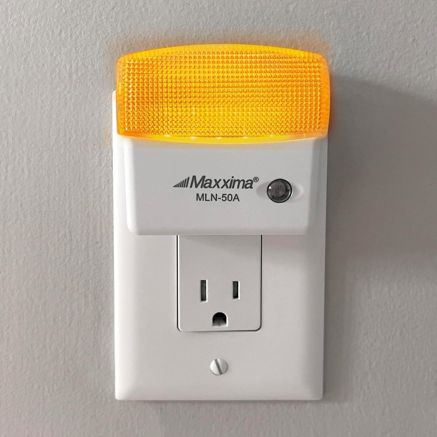 Luz Nocturna LED Maxxima MLN-50A con Sensor Crepúsculo - 2 Piezas