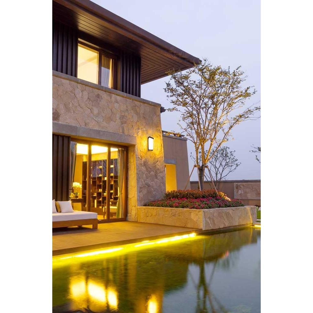 Luz Sconce LED eSenlite con Sensor de Movimiento 12W IP65