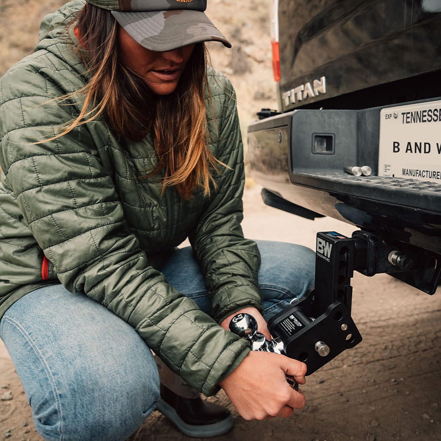 Enganche de Remolque B&W Ajustable Tow & Stow 10,000 lbs