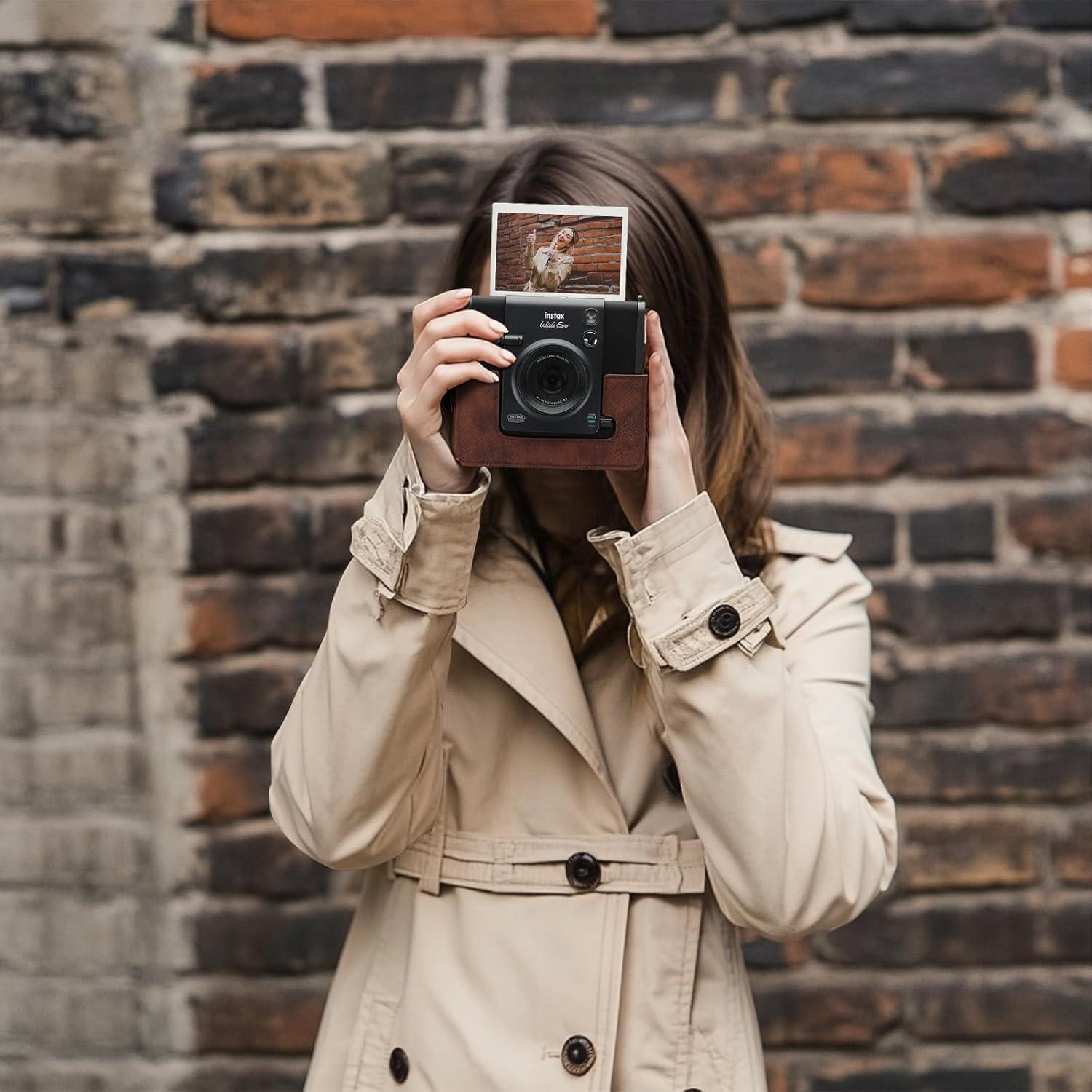 Funda Protectora FINTIE para Cámara Fujifilm Instax Wide EVO - Cuero Vegano Premium