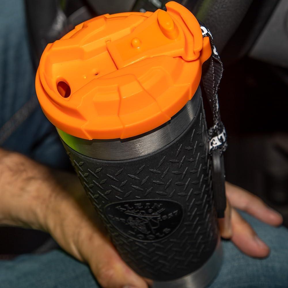 Vaso Aislado de Acero Inoxidable Klein Tools 20 Oz con Tapa