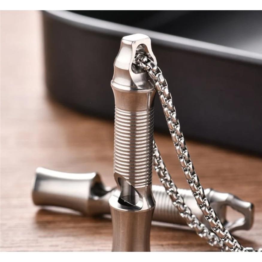 Silbato de Supervivencia KATULI de Titanio con Collar 51cm