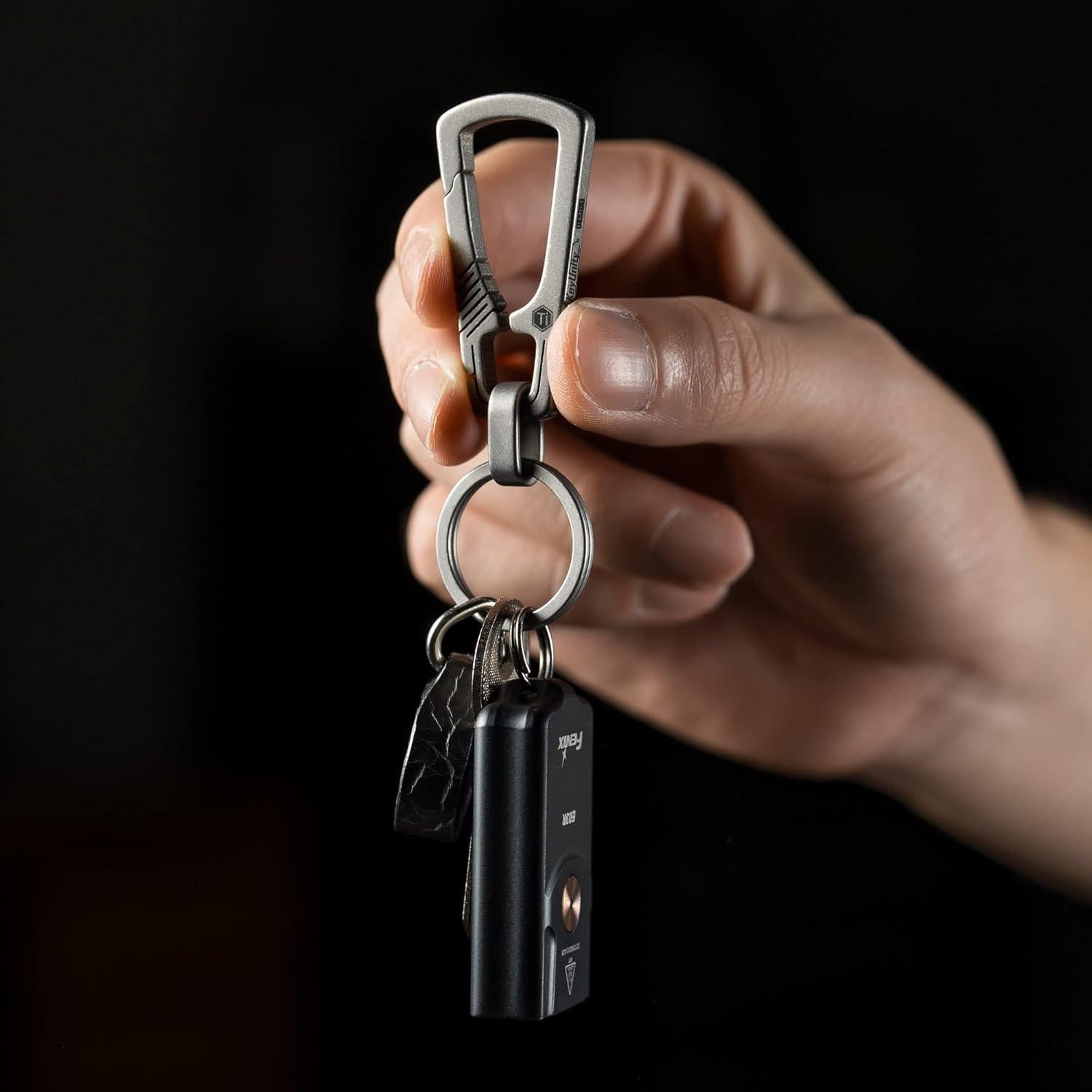 Clip de Llavero de Titanio KeyUnity KM04, Mosquetón EDC 76mm