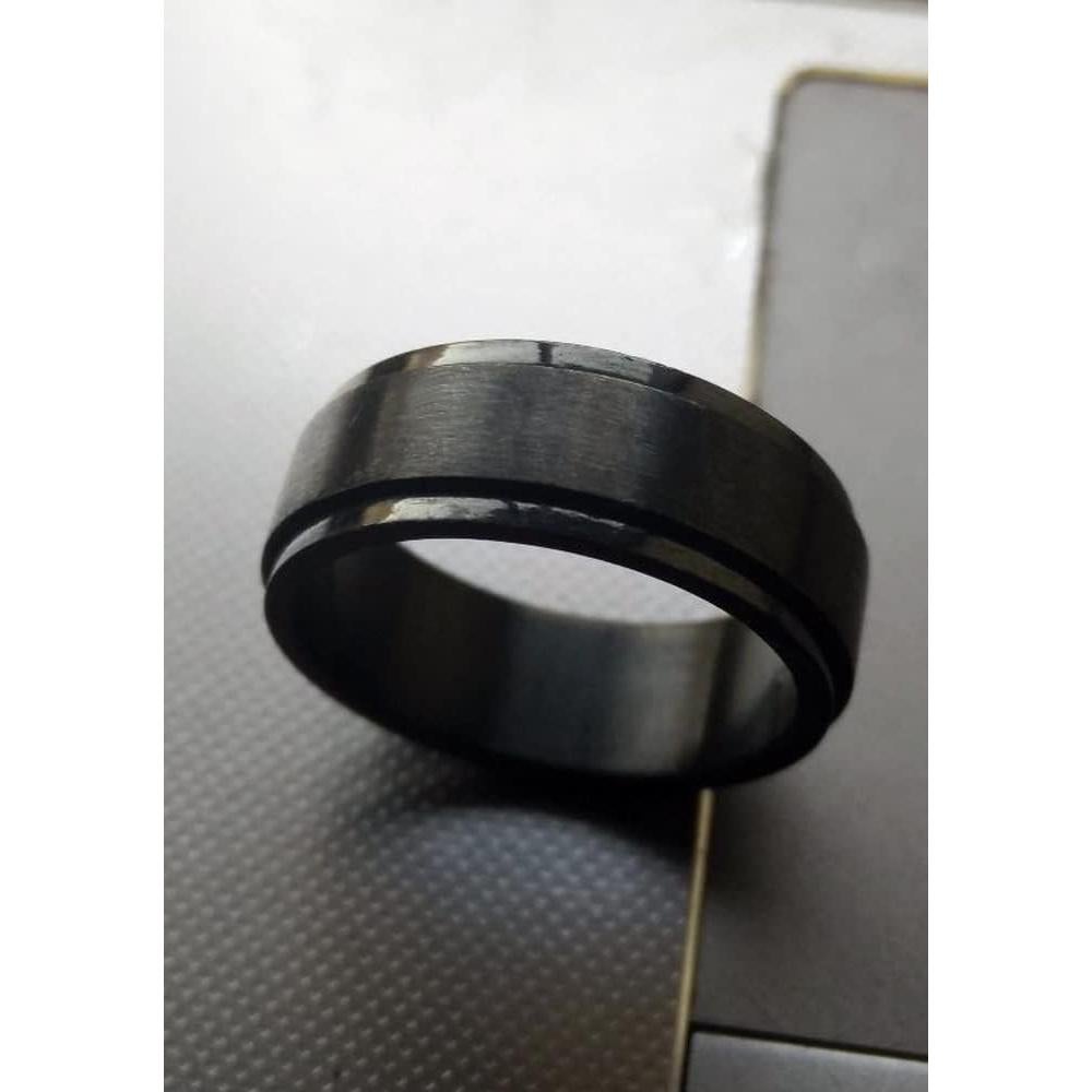 Anillo giratorio de acero inoxidable negro 8MM Metal Masters
