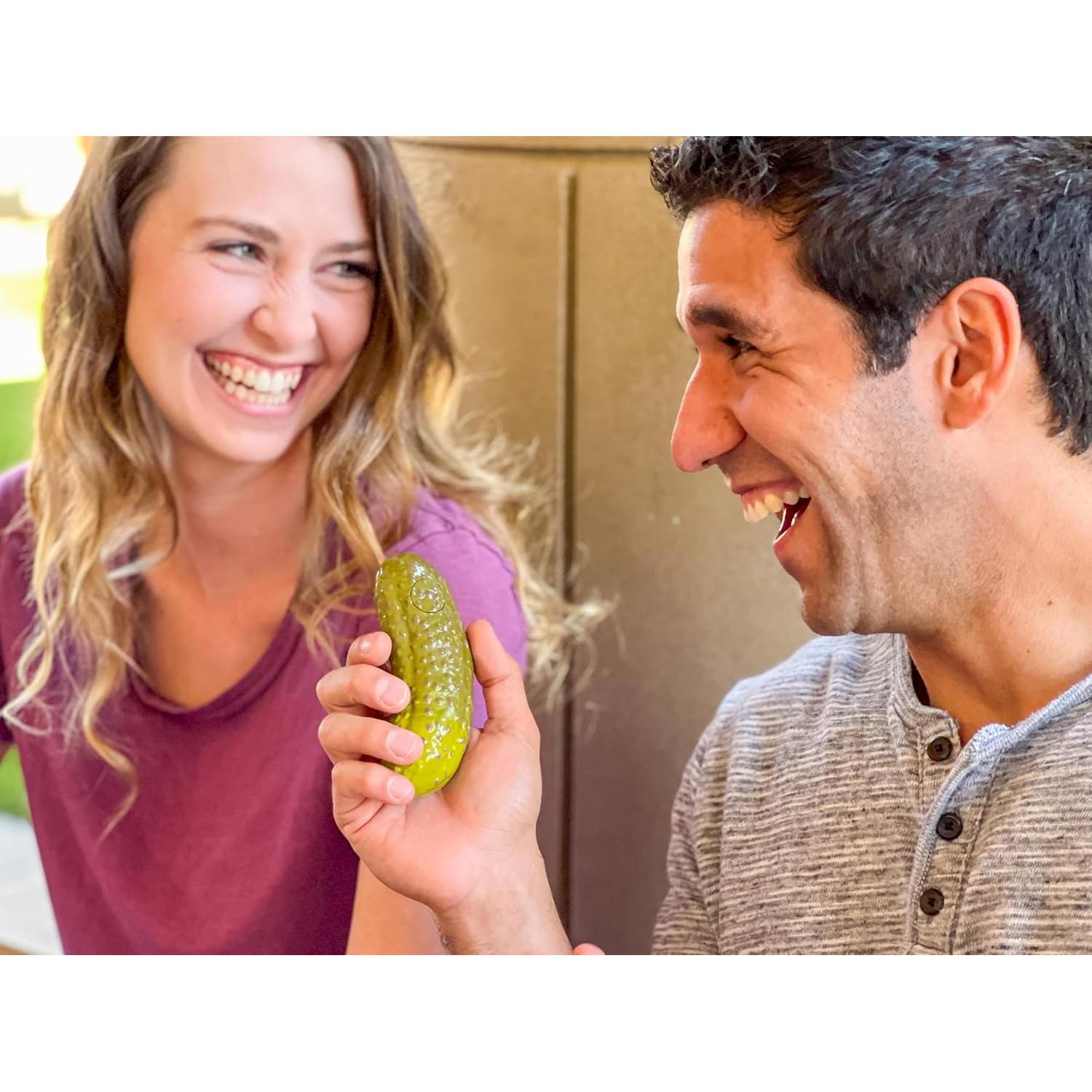 Botón de Chistes de Papá DR DINGUS en Forma de Pepinillo - 100+ Chistes