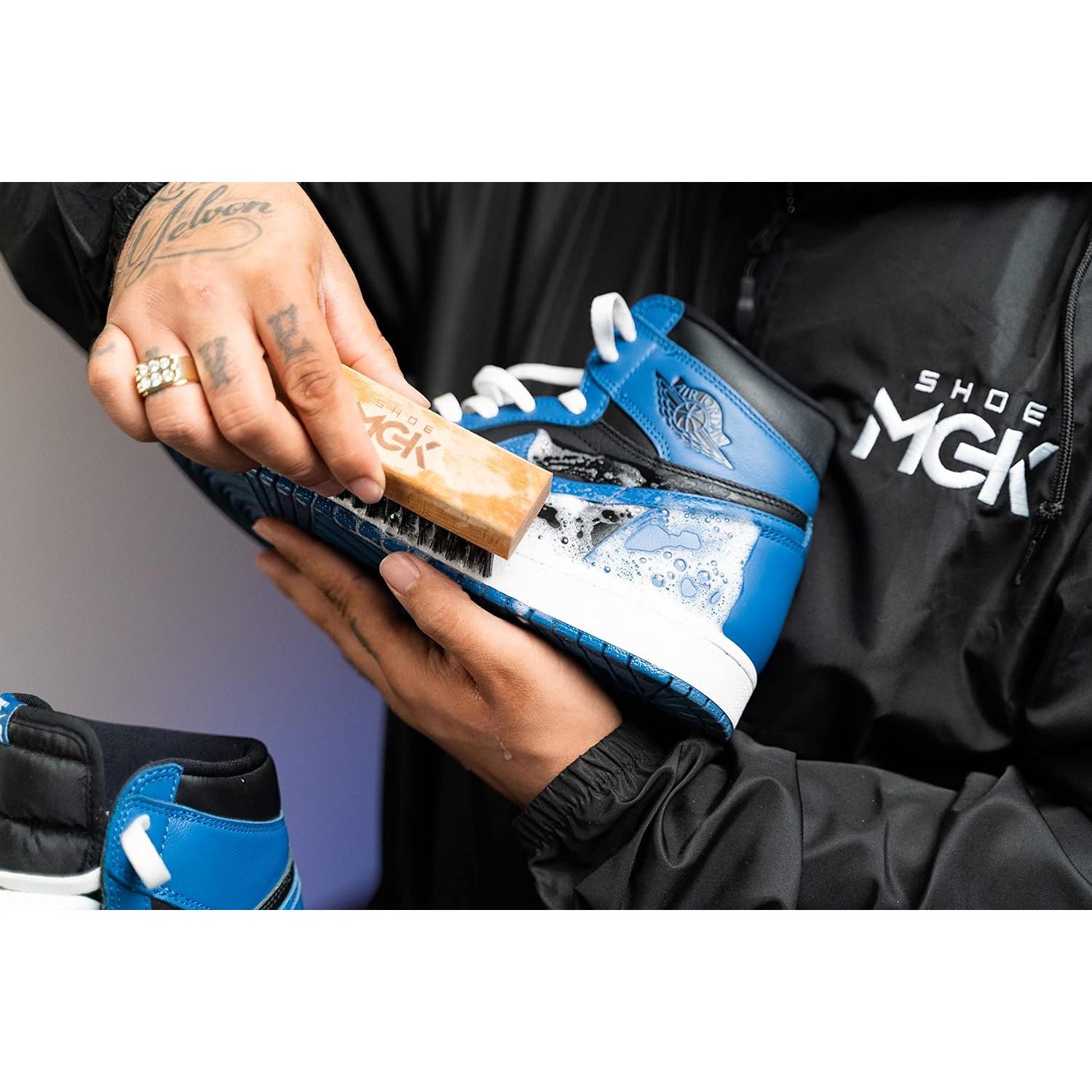 Kit de Limpieza de Zapatos Shoe MGK 4oz - Limpiador y Acondicionador