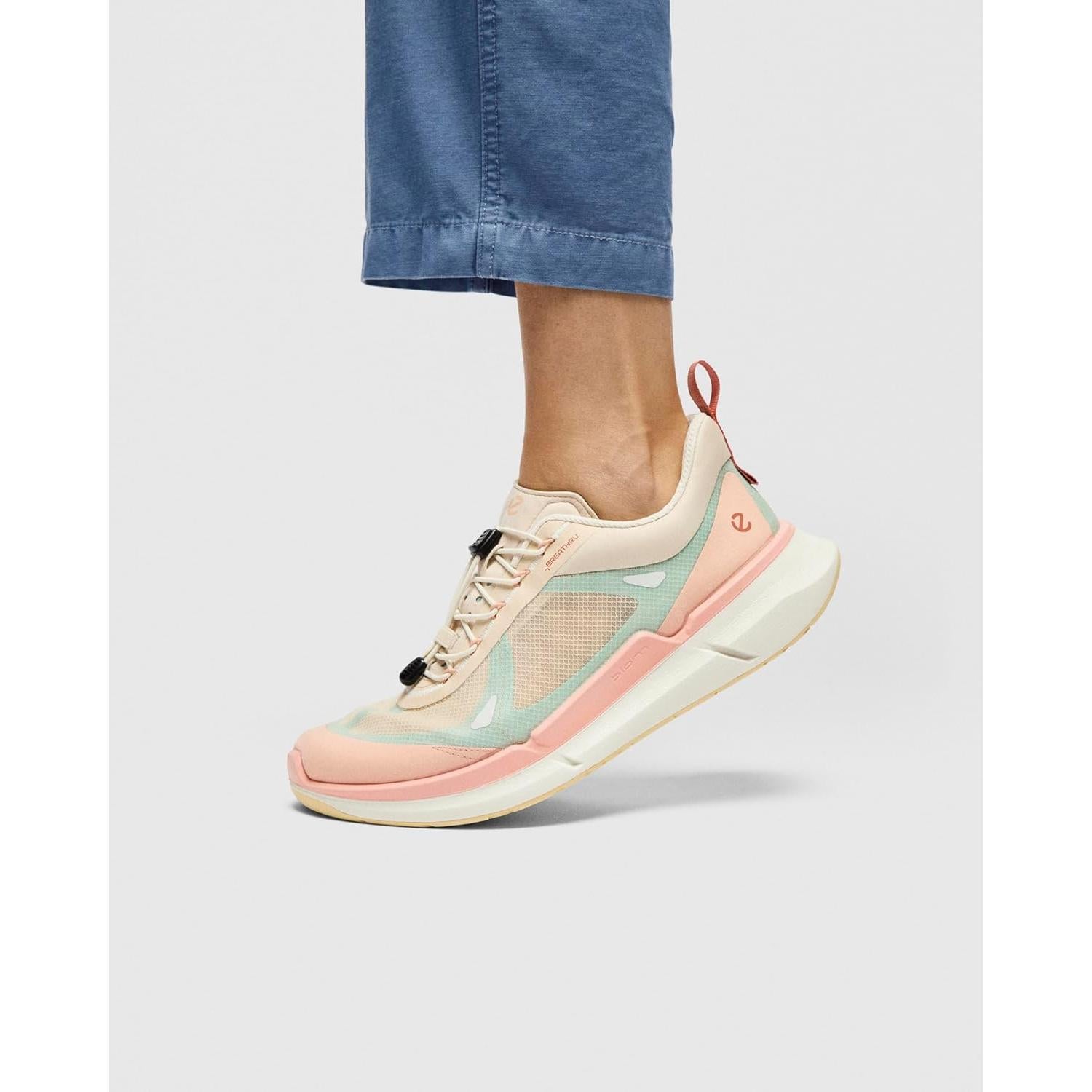 Zapatillas ECCO Biom 2.2 Breathru Mujeres 9-9.5 Durazno