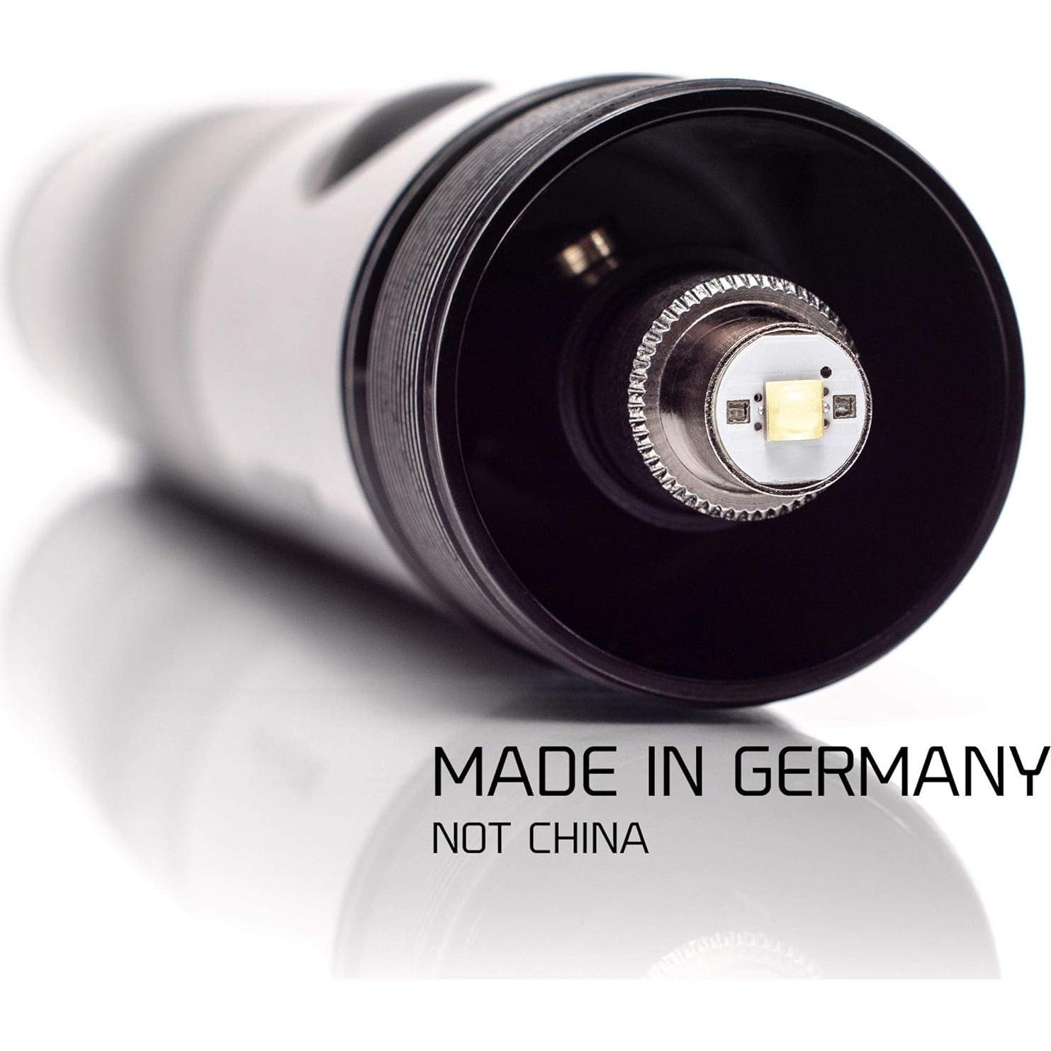 Kit de Bombilla y Lente LED Litt Industries 350 Lumen 2-6 Celdas