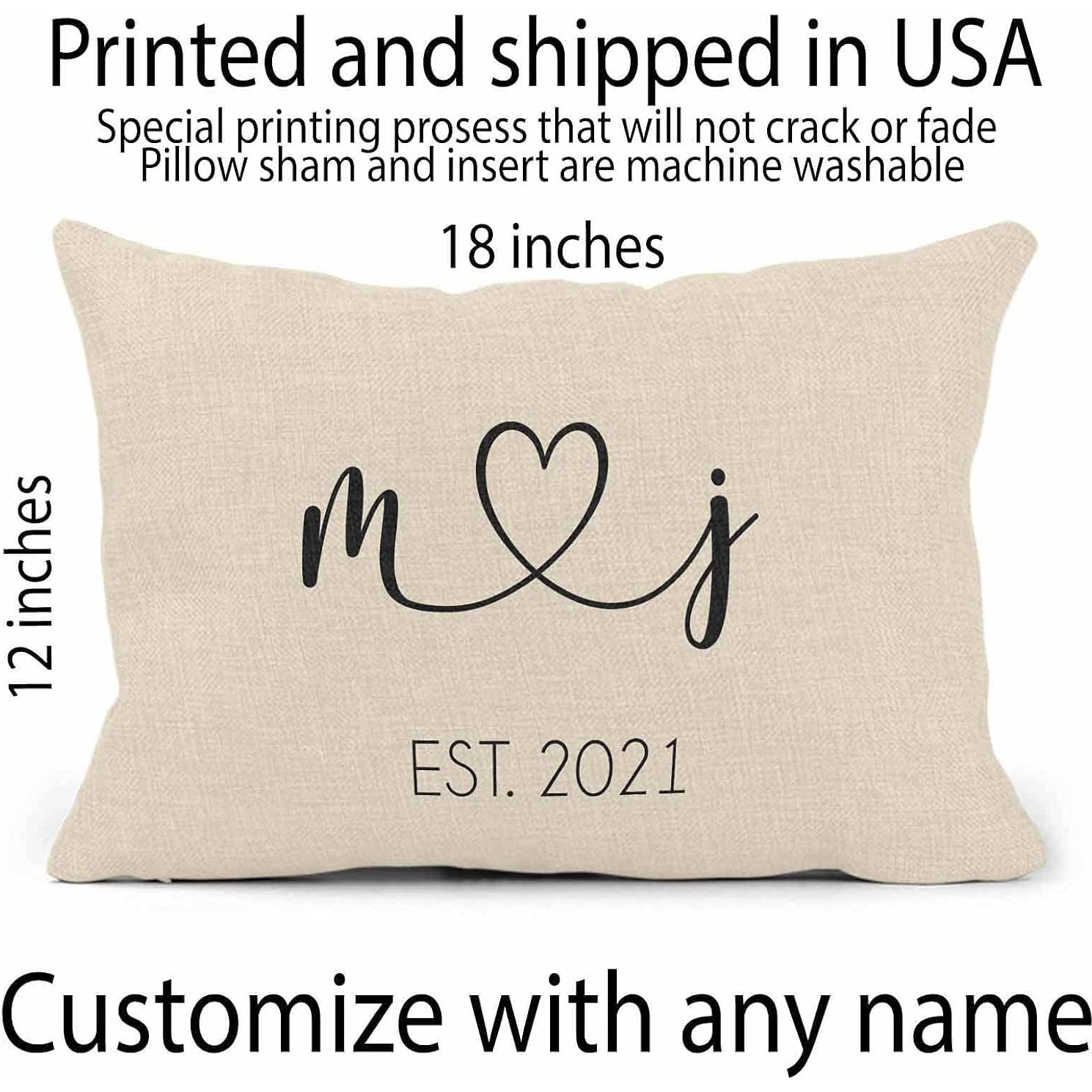 Almohada Personalizada de Boda Girls Love A Monogram 30x45 cm