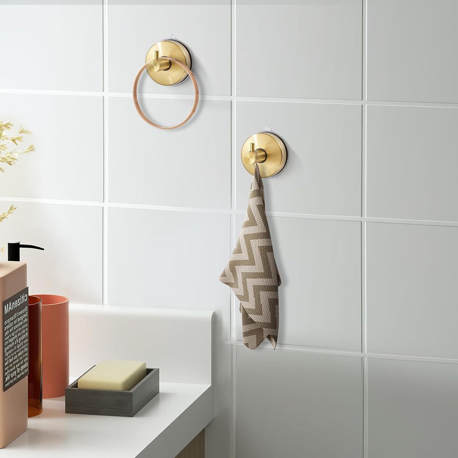 Ganchos de Ventosa Dorados SOCONT para Ducha y Cocina - 2 Pzs