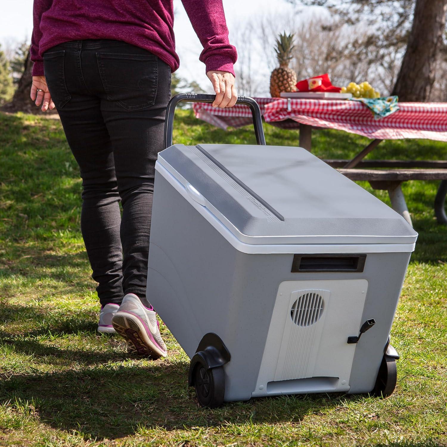 Enfriador Portátil Eléctrico Koolatron 34L con Ruedas 12V