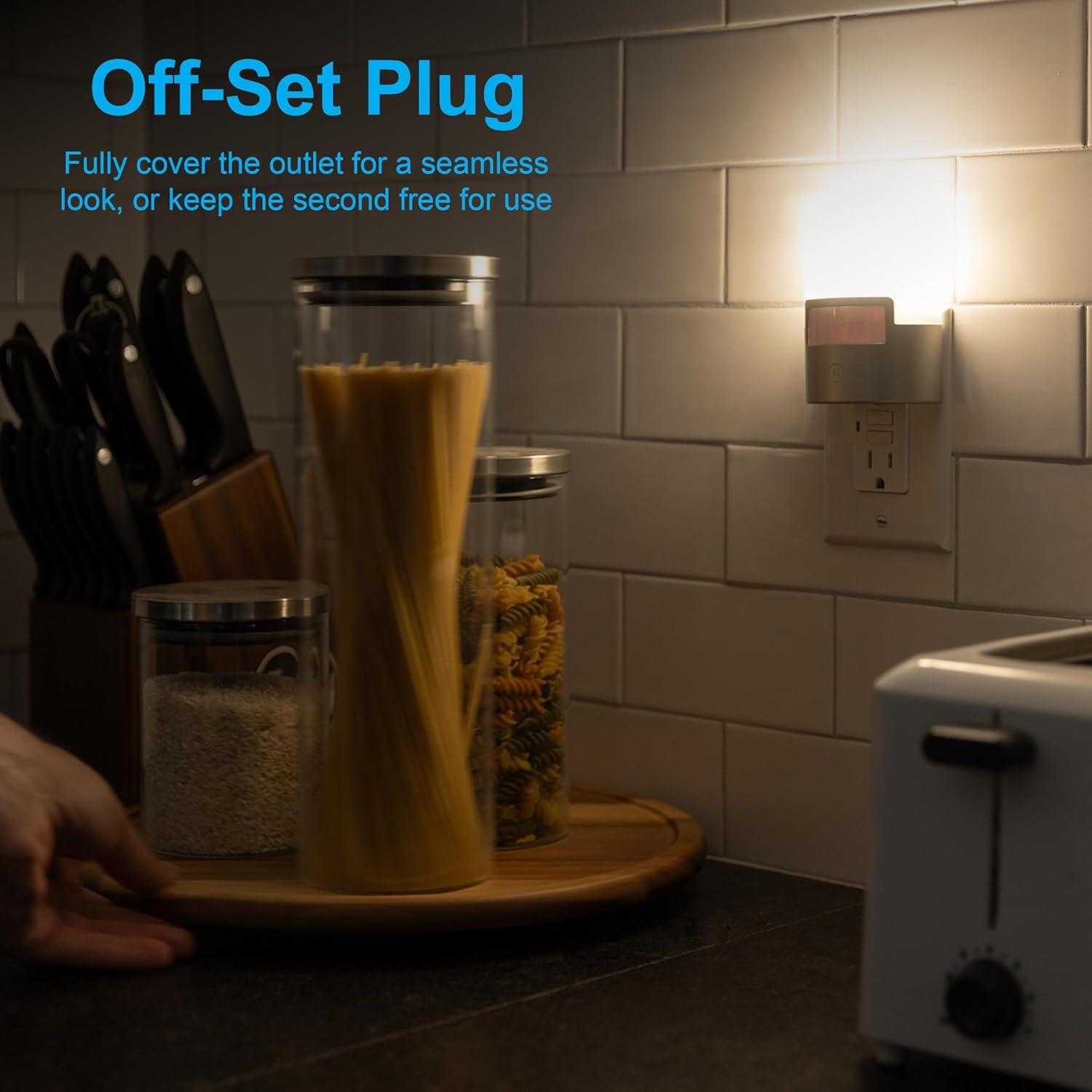 Luz Nocturna LED GE con Sensor de Movimiento 40 Lúmenes Plata 2 Paquete