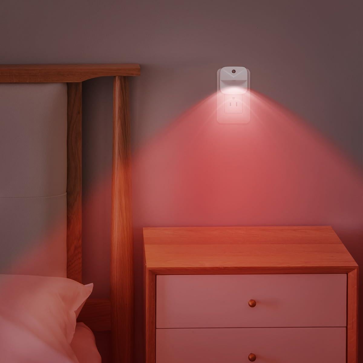 Luz Nocturna Enchufada KINUR LED Roja con Sensor Automático