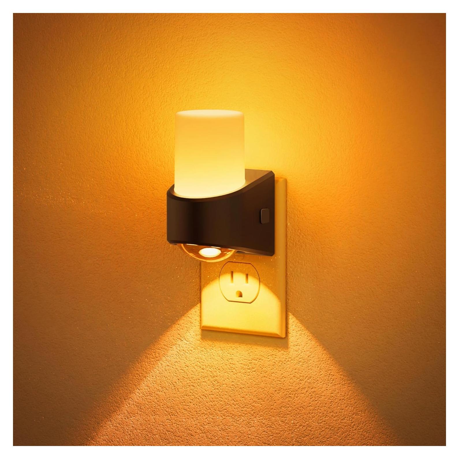 Luz Nocturna Enchufable JandCase Ámbar con Sensor y Brillo Ajustable