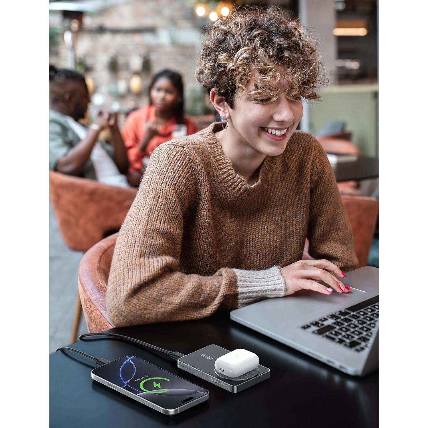 Estación de Carga 3 en 1 RORRY con Batería 10,000mAh - Gris