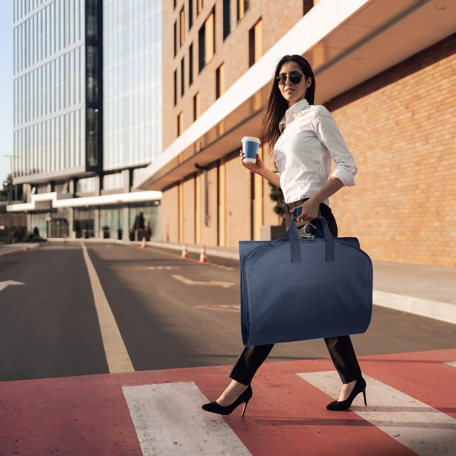 Bolsa de Viaje WallyBags 60" Tri-Fold para Prendas Marino