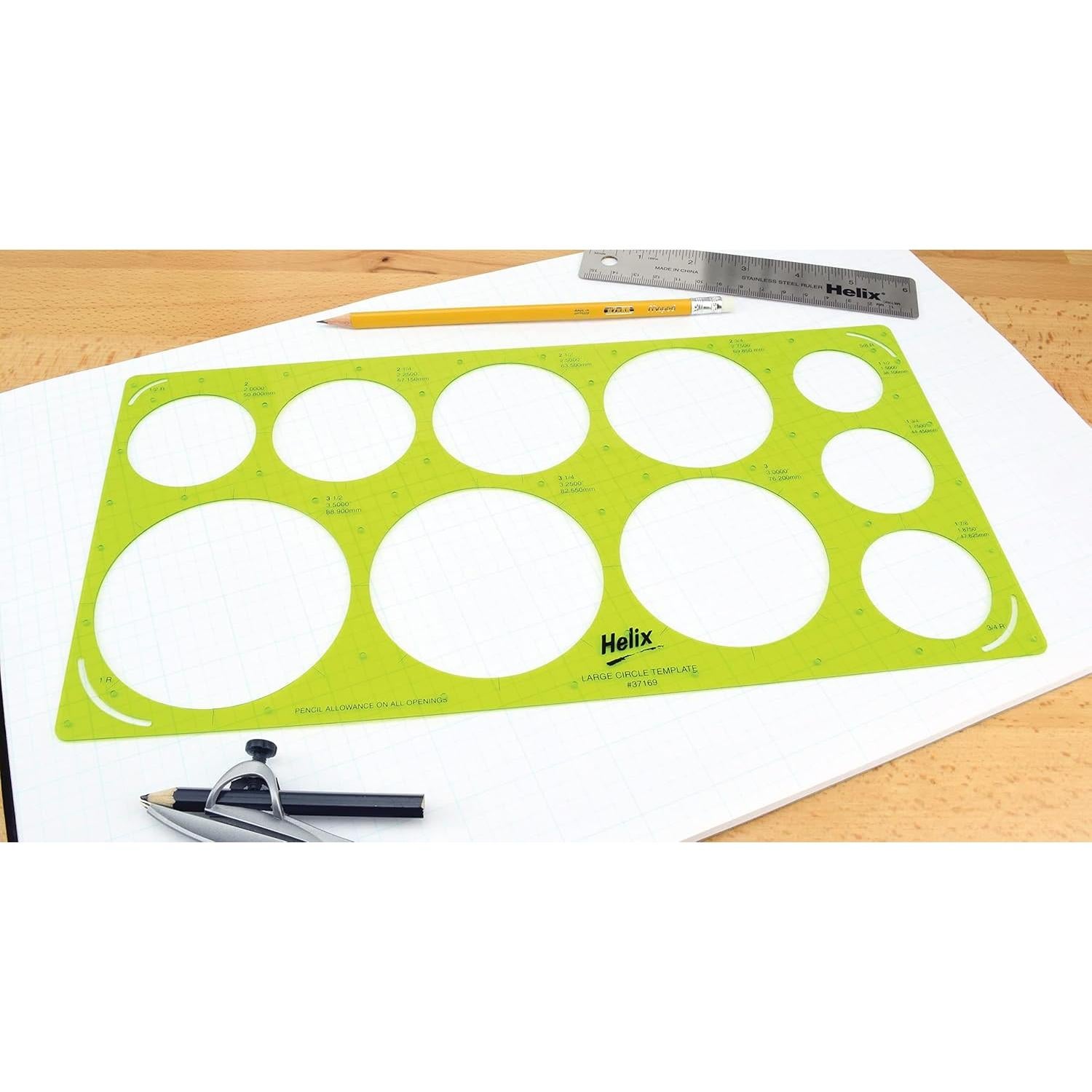 Plantilla de Dibujo de Círculo Grande Maped Helix 33.66x17.15 cm