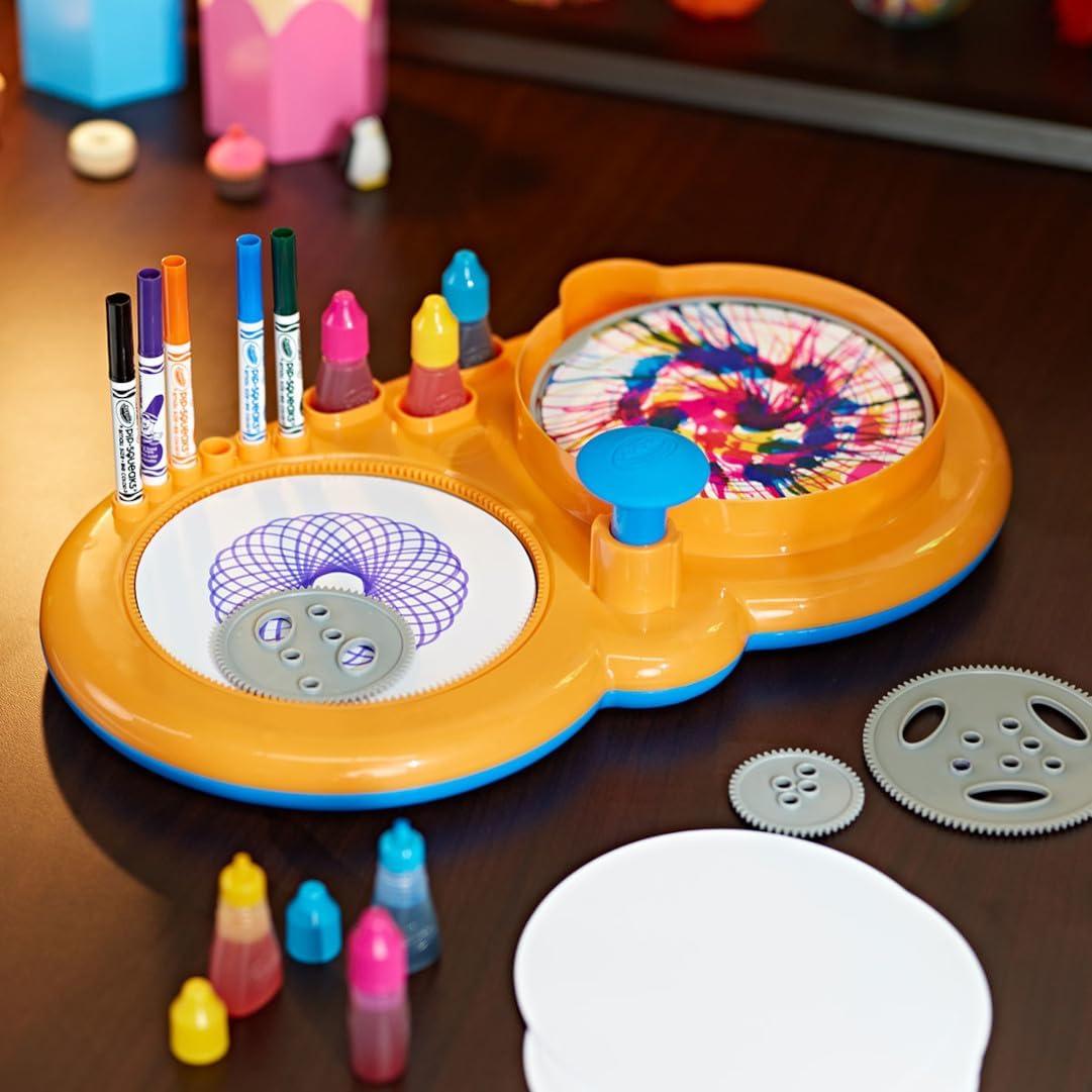Estación de Arte Deluxe Crayola Spin & Spiral, 50 Piezas