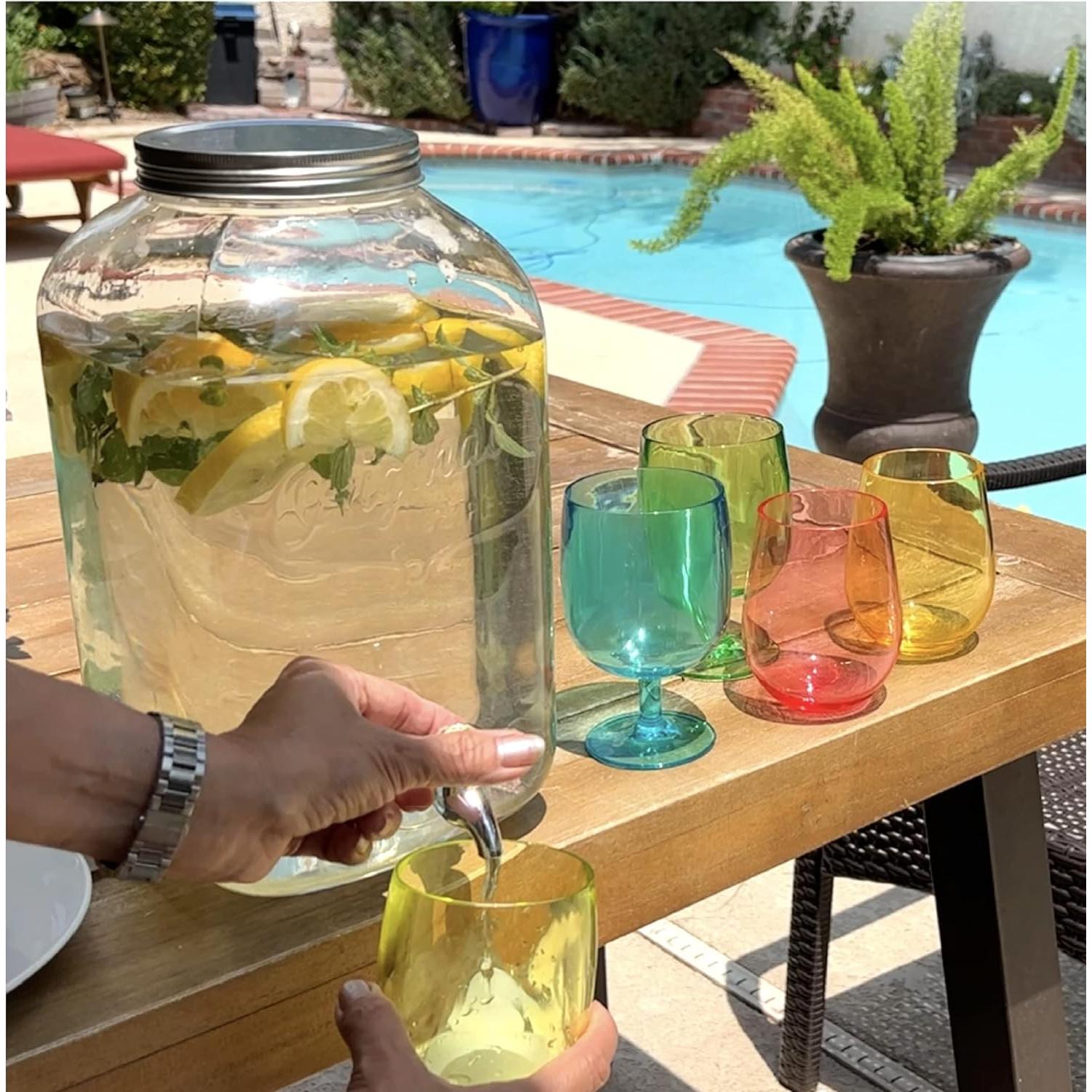 Dispensador de Bebidas de Plástico Lily's Home 7.57L - Juego de 2