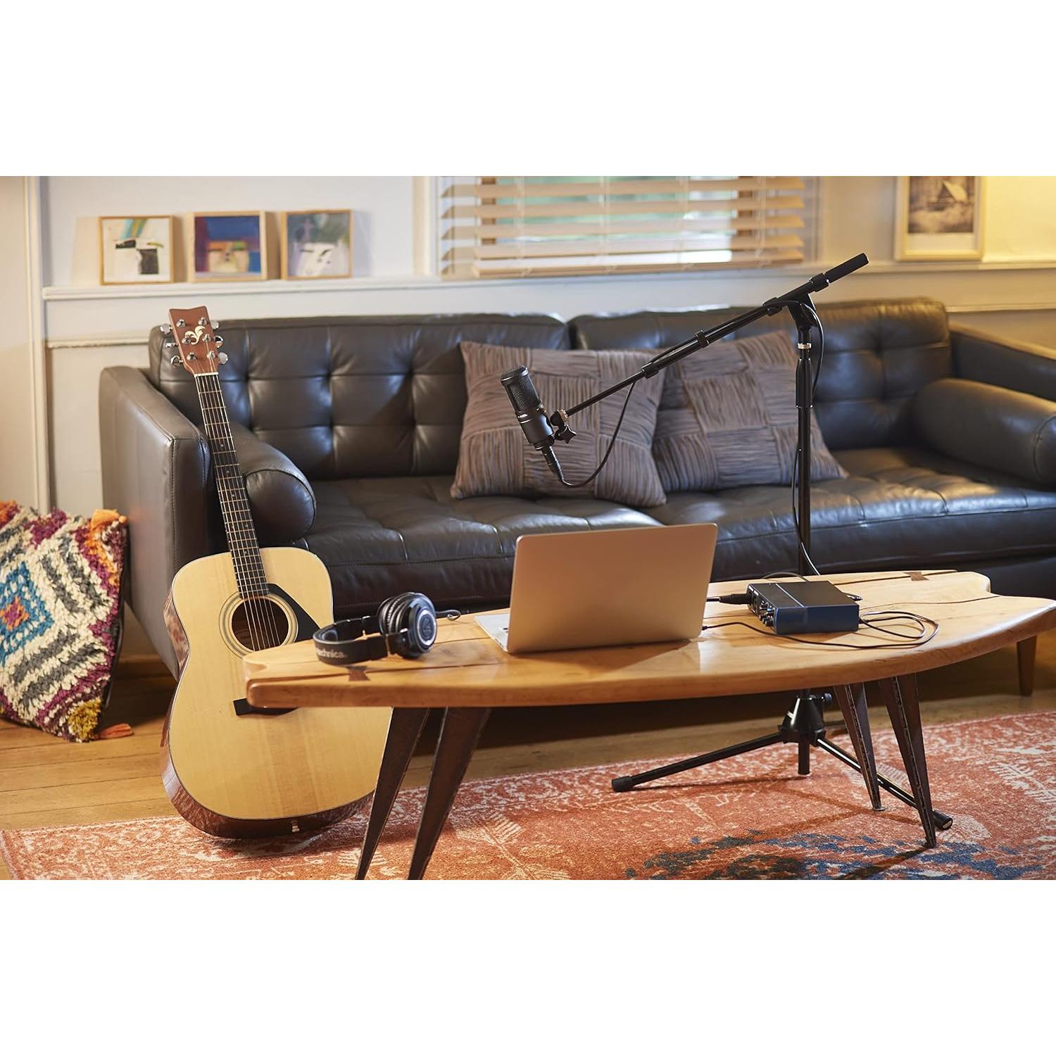 Micrófono de condensador cardioide Audio-Technica AT2020 XLR