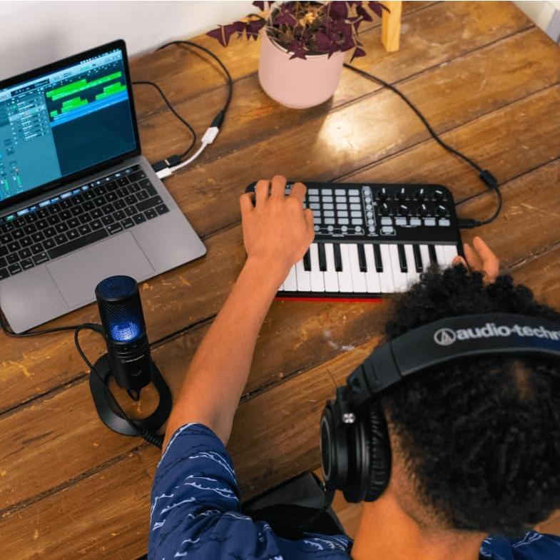 Micrófono USB Audio-Technica AT2020USB-X con Brazo y Filtro