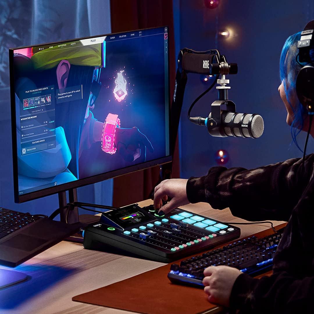 Micrófono Dinámico PodMic StreamEye con Brazo y Cable XLR