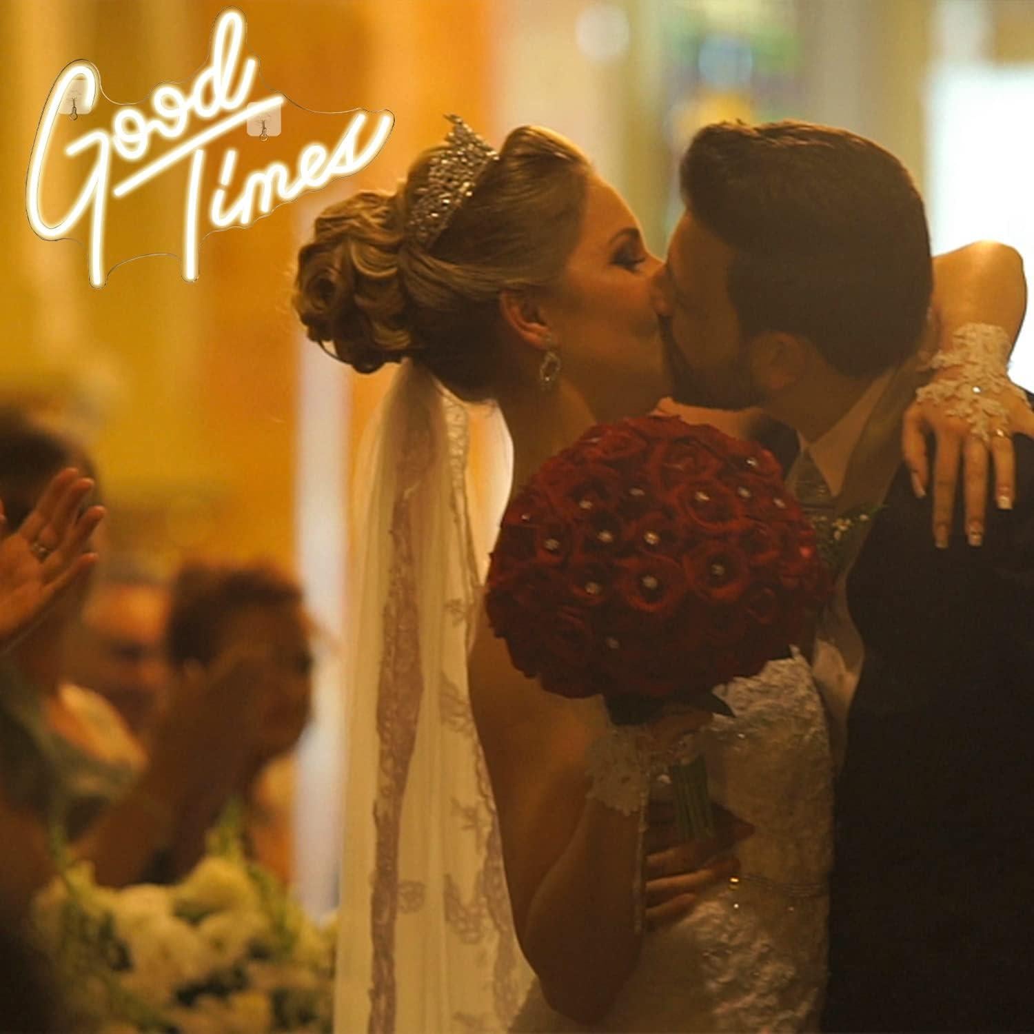 Señal de Neón Looklight Buenas Tiempos 32.9x40 cm LED USB