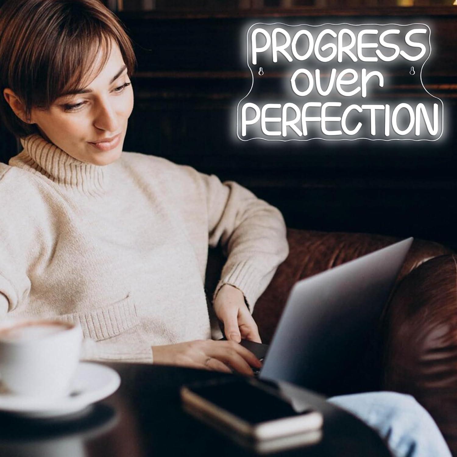 Luz de Neón Dimmable Gippro Progreso Sobre Perfección 15.7x22.9cm