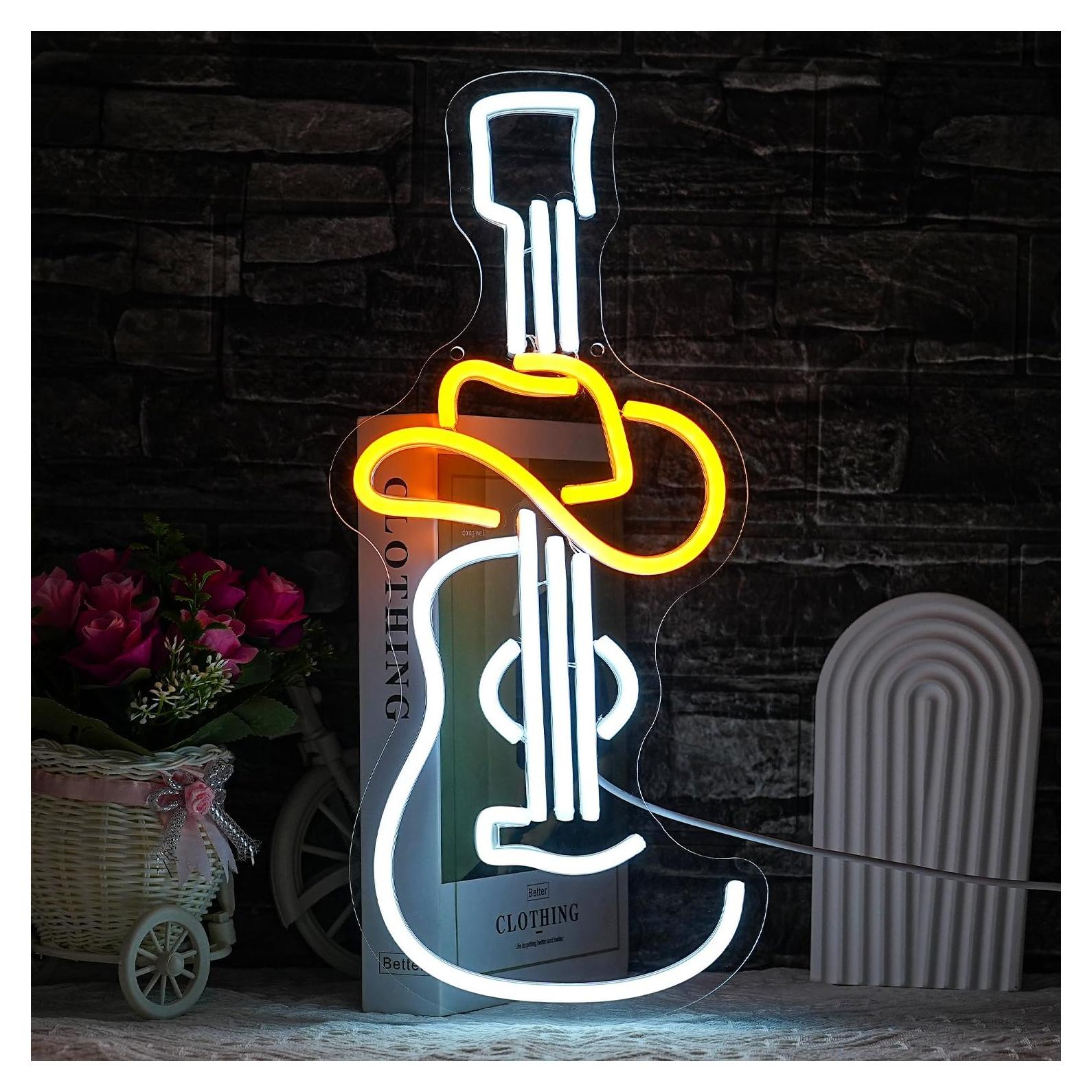 Luz de Neón Guitarra con Sombrero Amarillo LULANMP 42.9x18.8cm