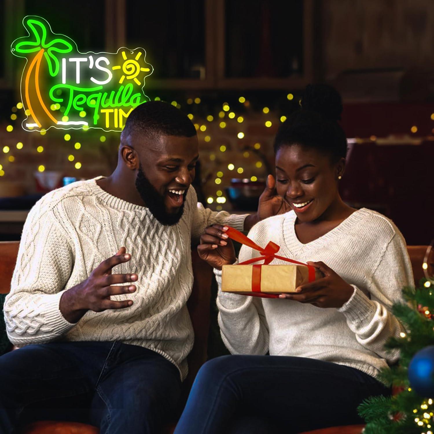 Letrero de Neón 'Es Hora de Tequila' LED Verde y Dorado 30x35 cm