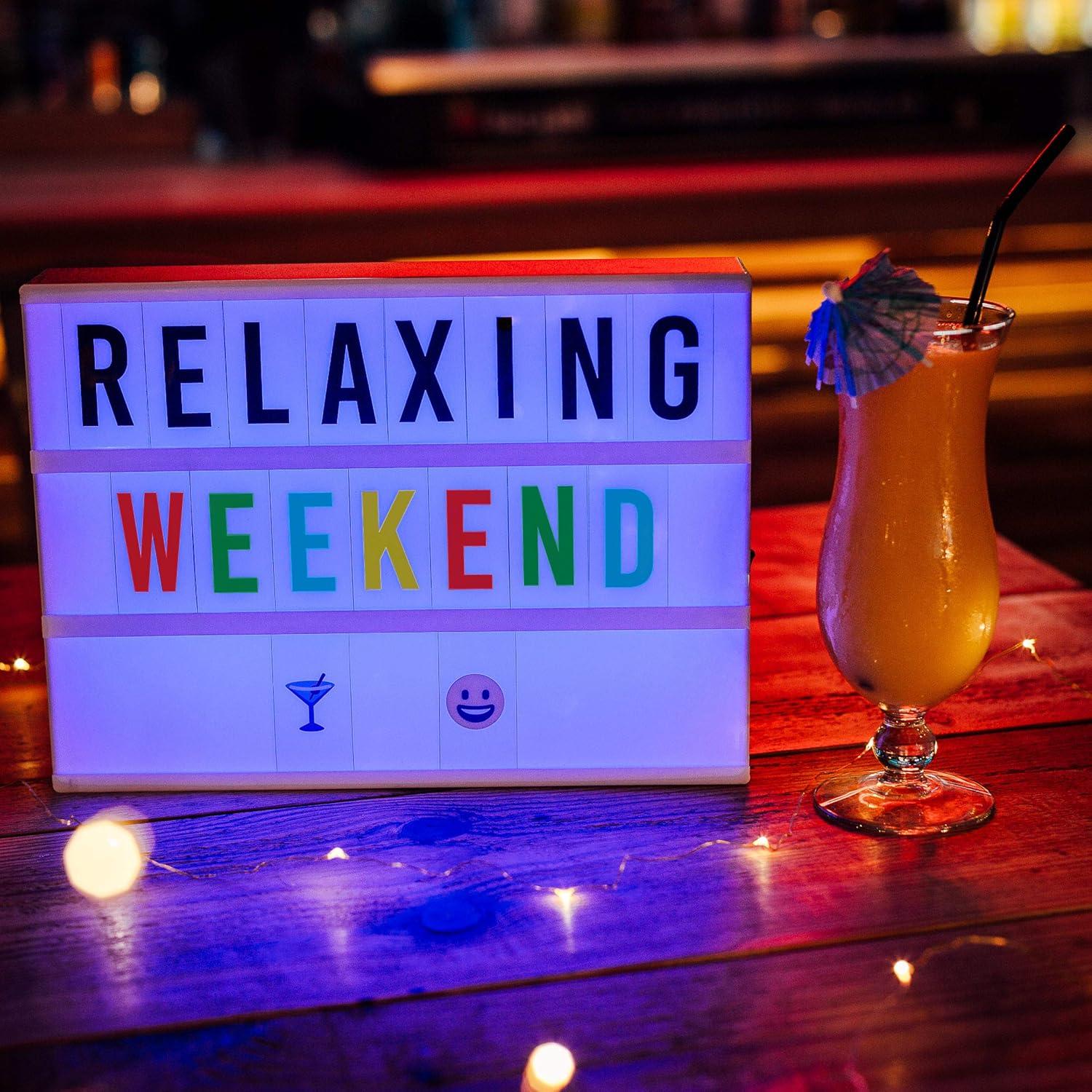 Caja de Luz LED Multicolor BONNYCO con 400 Letras y Emojis