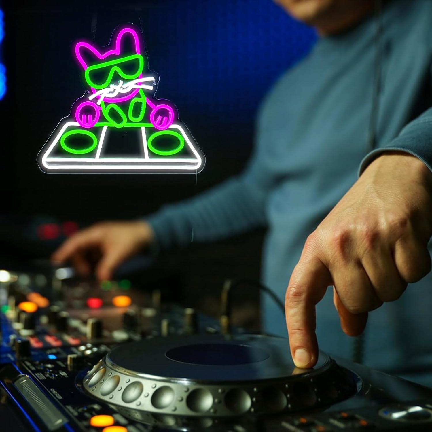 Luz de Neón LED Gato DJ Jesalah - Decoración Retro 43.69x33.94cm