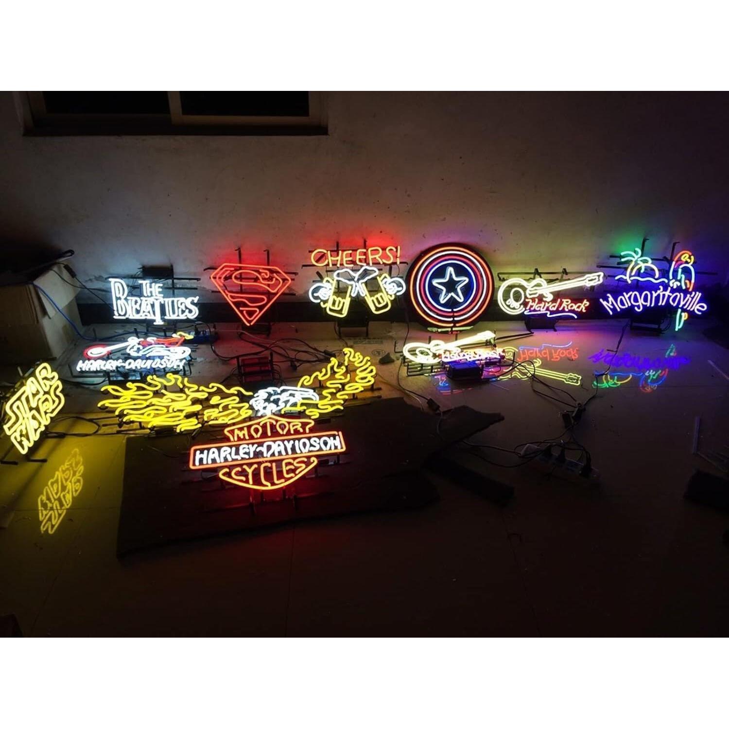 Cartel de Neón Cocodrilo Bud Light 60.96 x 50.8 cm