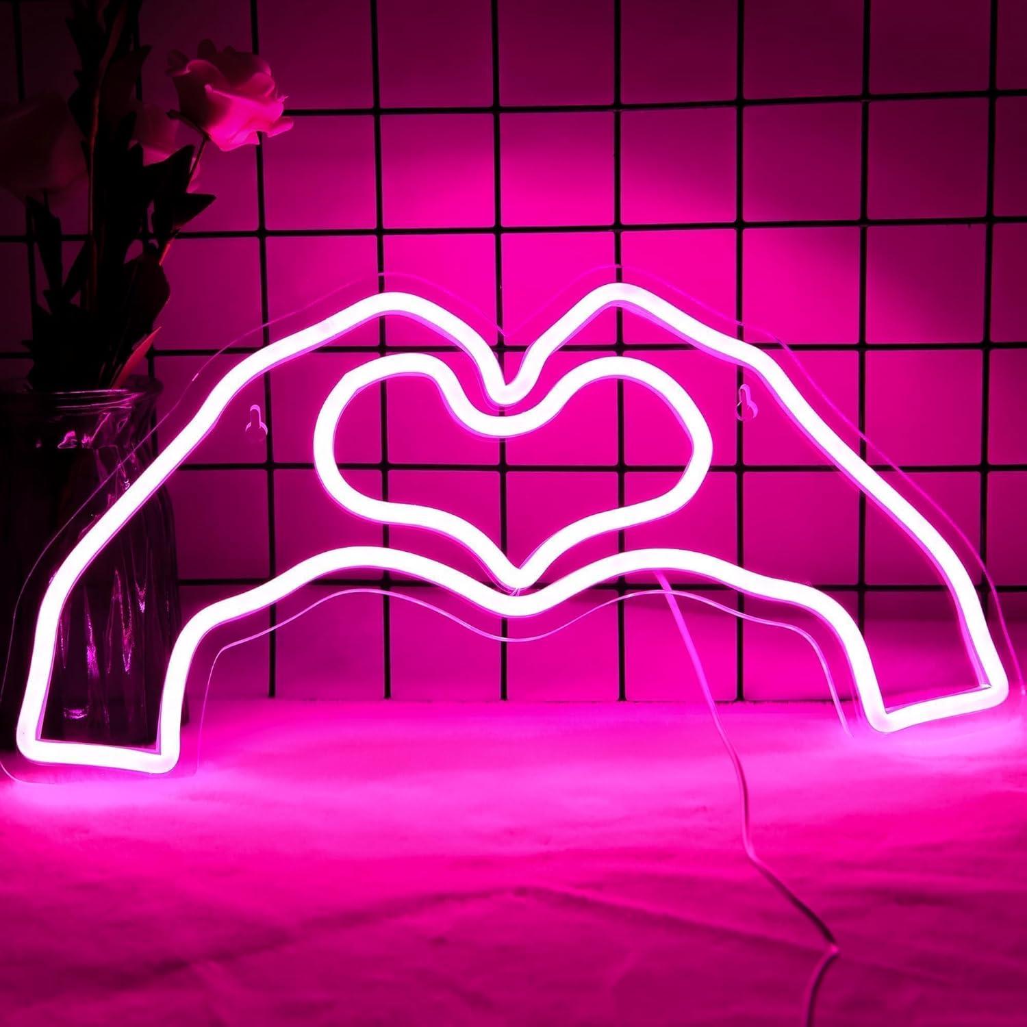 Luz de Neón Rosa Corazón LED Attneon 20.1x40.9 cm