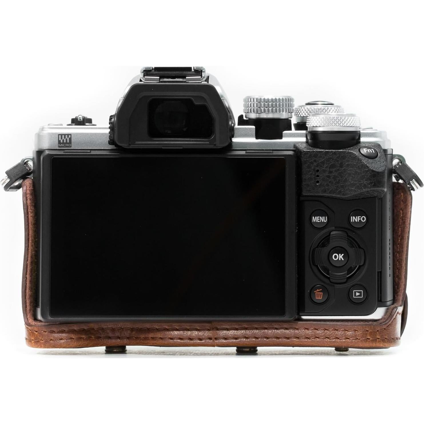 Funda de Cuero MegaGear para Olympus OM-D E-M10 Mark II - Marrón