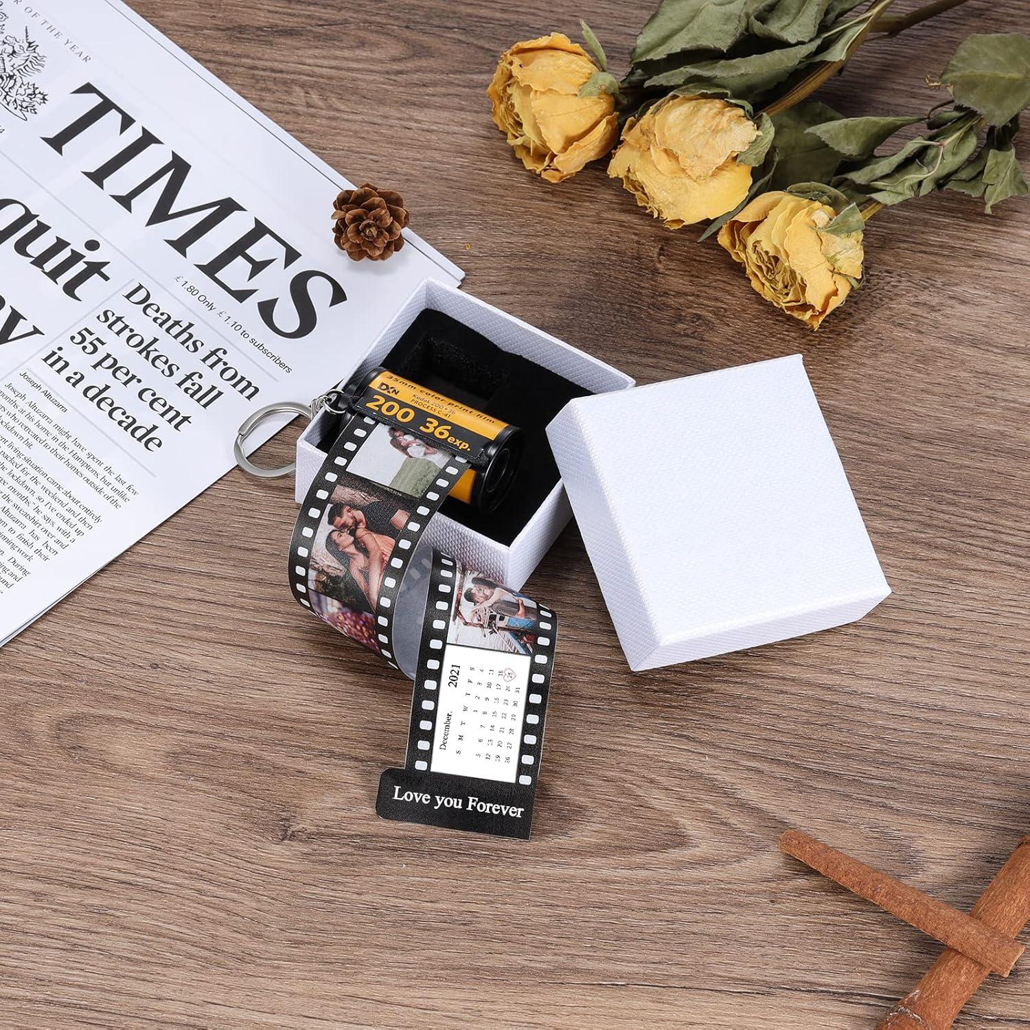 Llavero de Foto Personalizado Nobelook - Rollo de Cámara Vintage con 14 Fotos