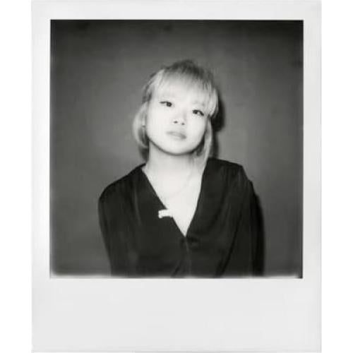 Película B&W Polaroid i-Type 10 fotos + Kit Focus Camera