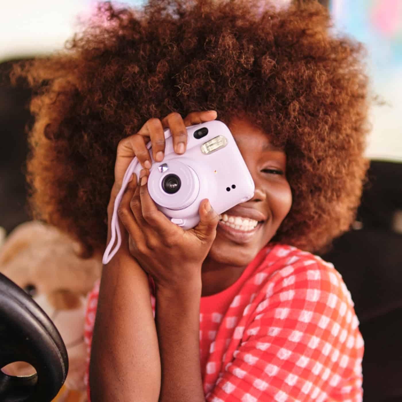 Cámara Instantánea Fujifilm INSTAX MINI 11 Azul + 20 Hojas