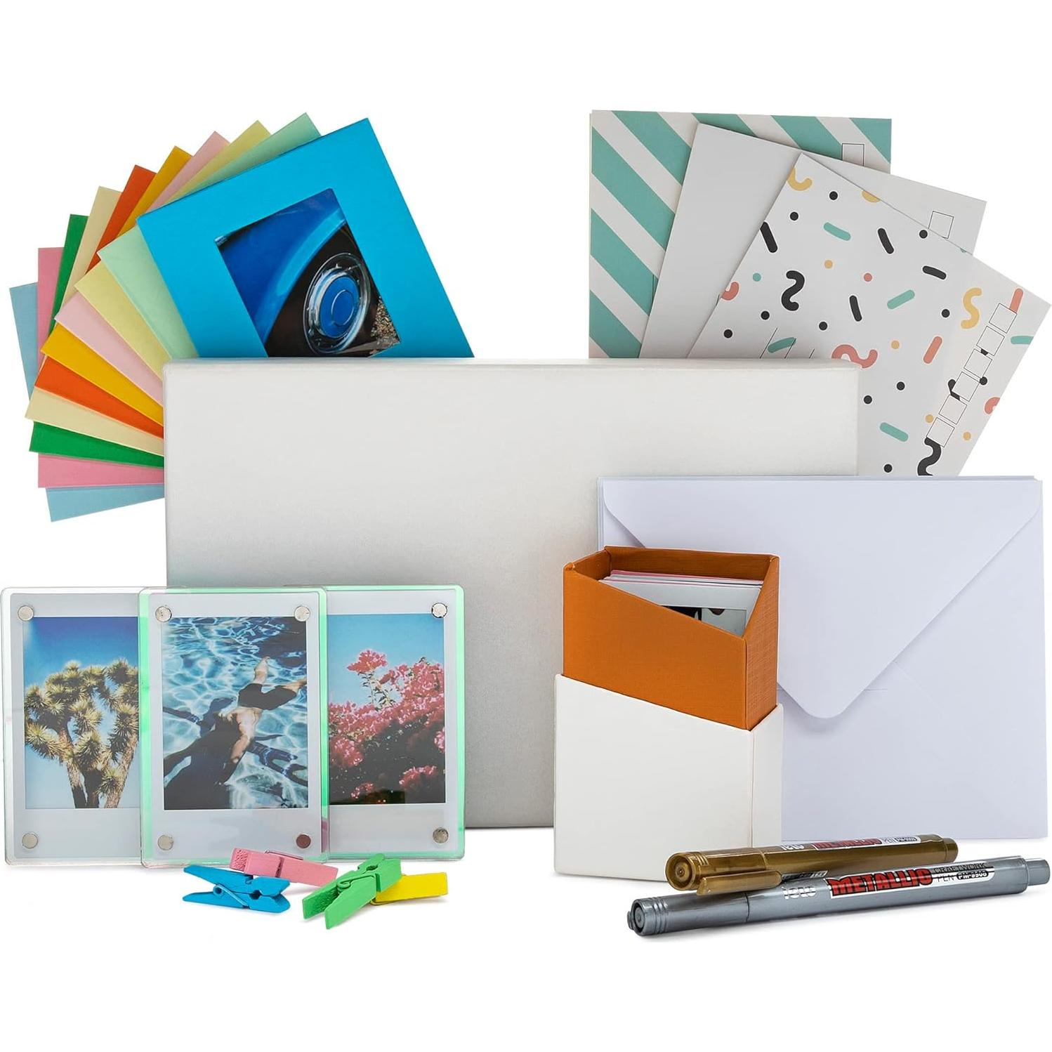 Cámara Instantánea Polaroid Go Negra + Película Doble + Kit